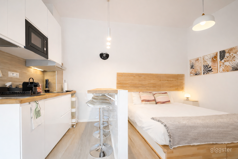  Appartamento con 2 Studi Eleganti a Milano 