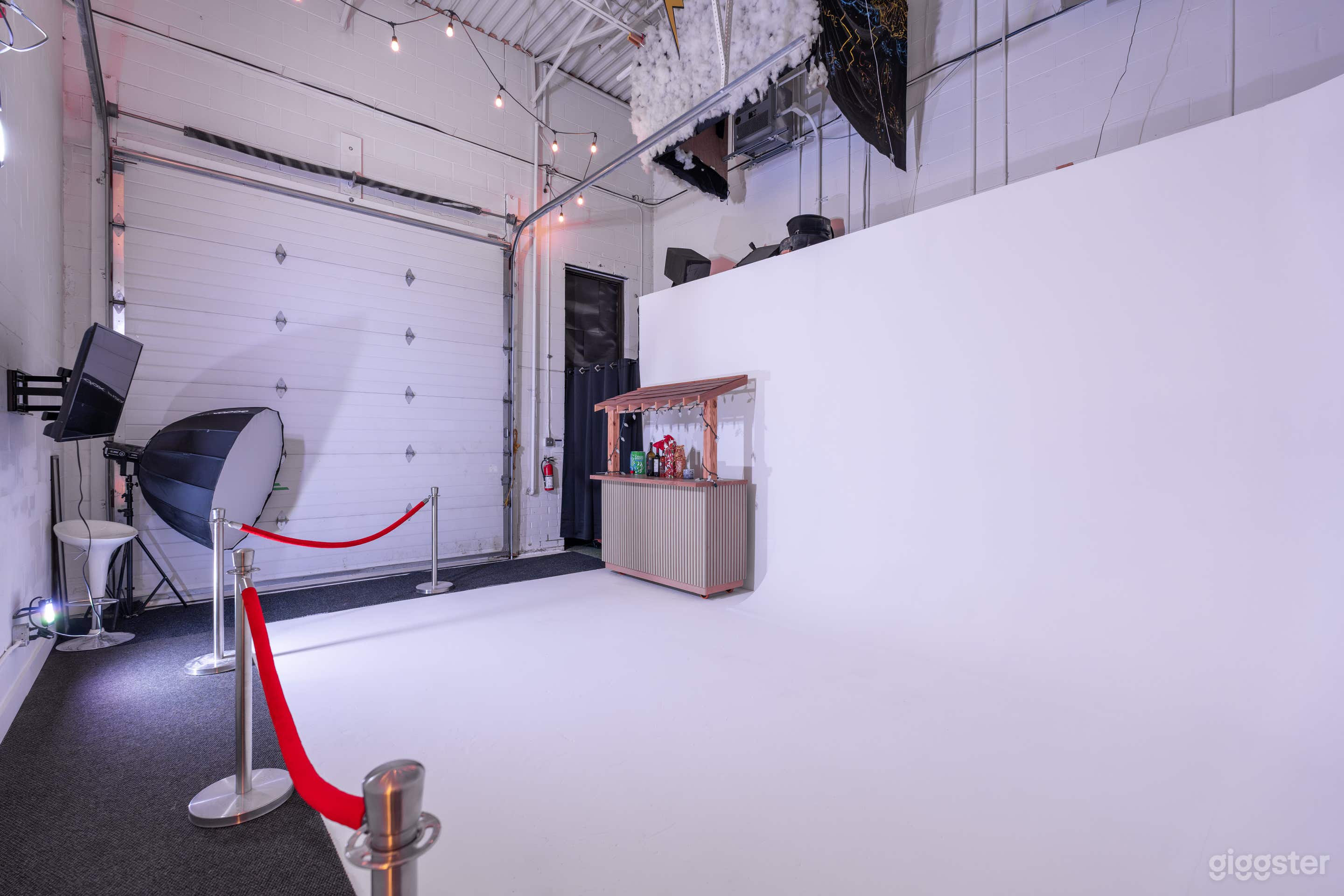 Film Studio - Cyclorama Photo 2