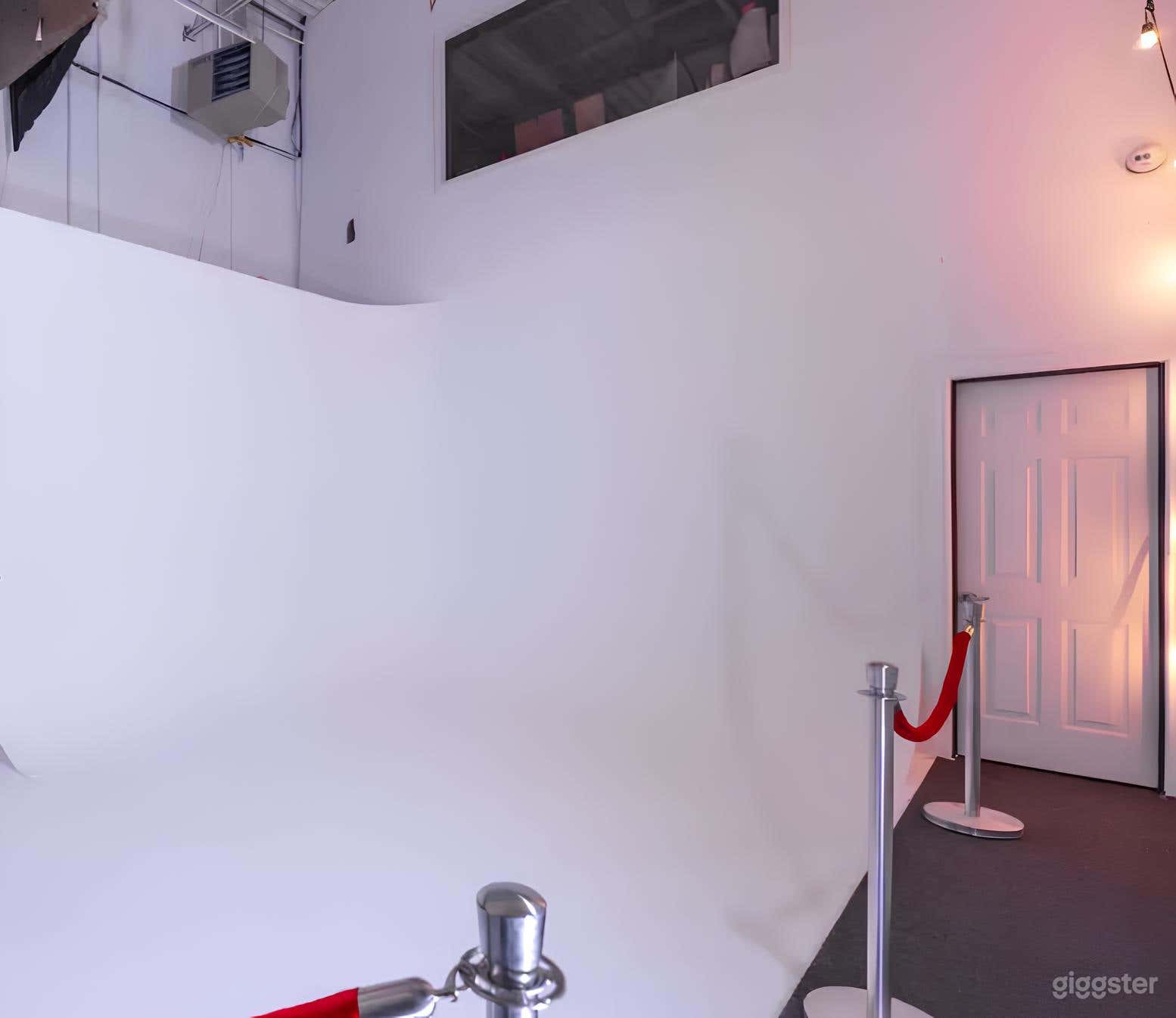 Film Studio - Cyclorama Photo 4