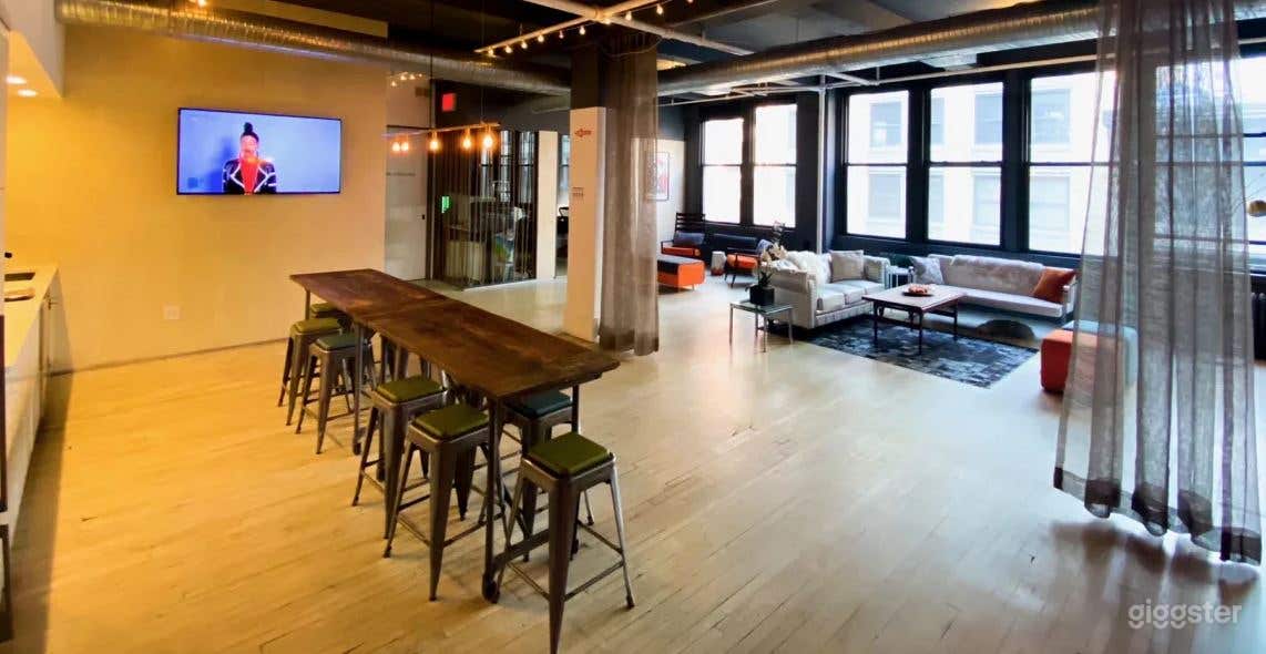 Sunny Spacious Kitchen Loft in NYC Photo 1