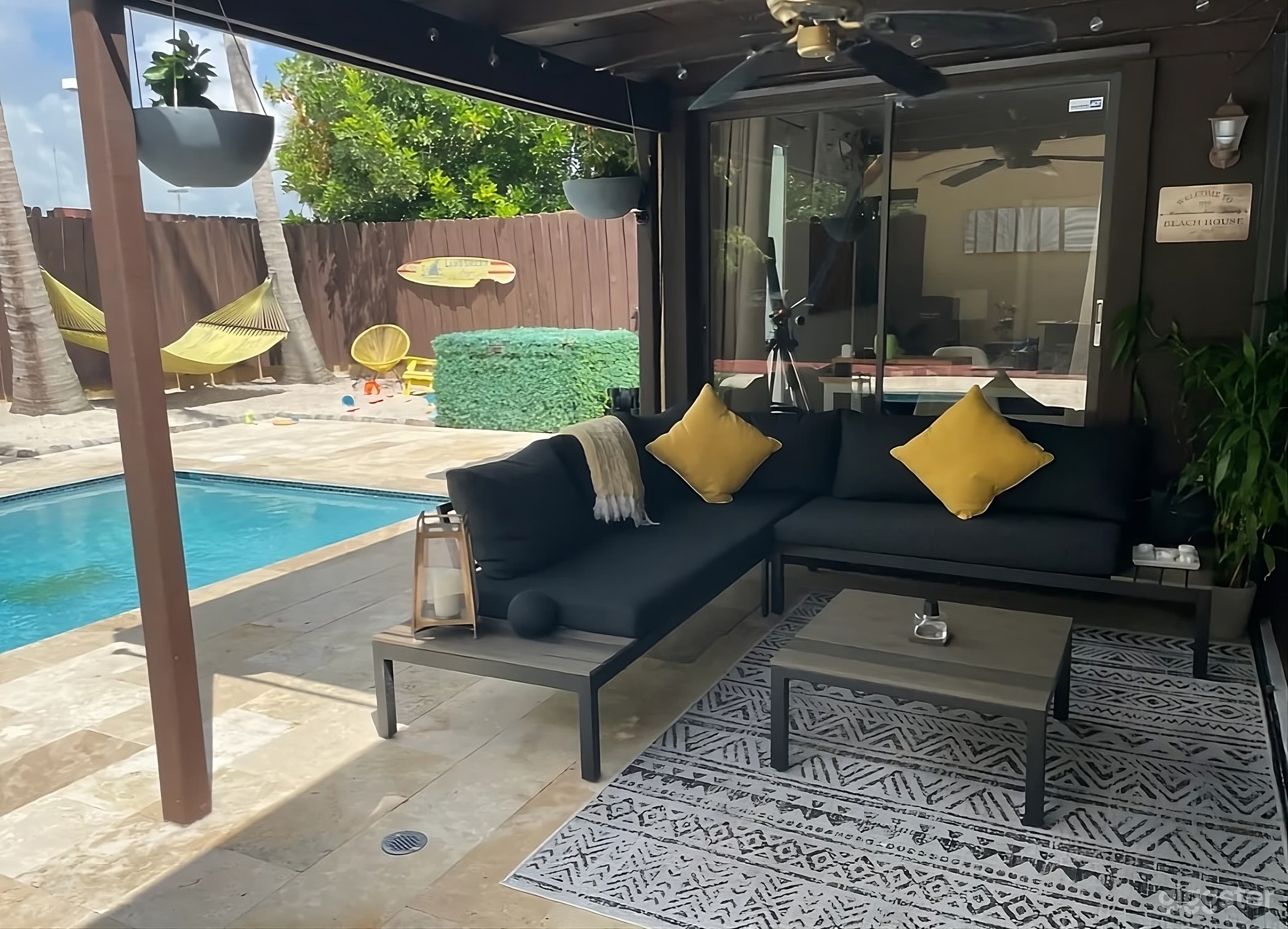 Vibrant Backyard Escape Photo 4