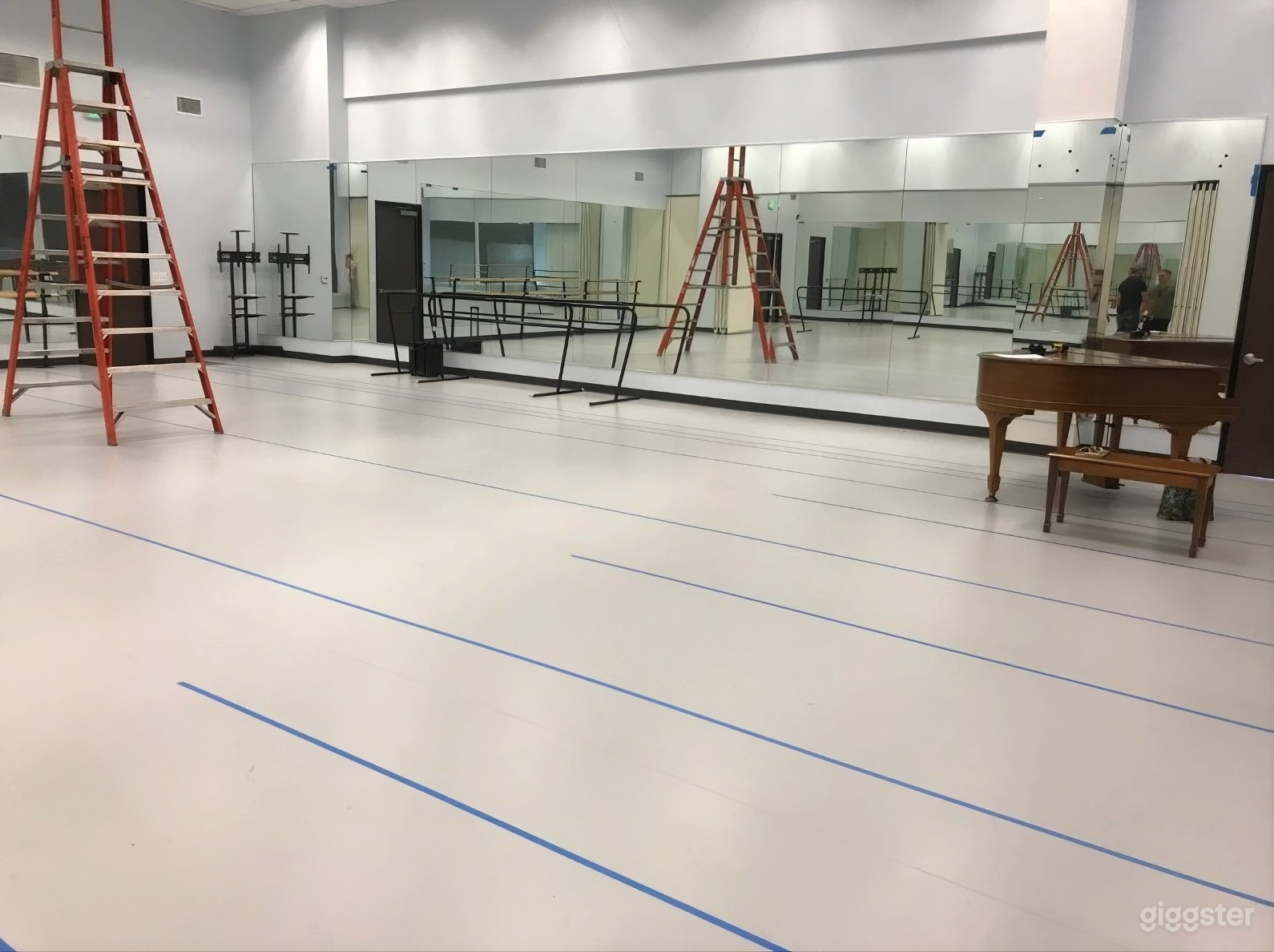 Studio B- Bright Dance Studio Photo 1