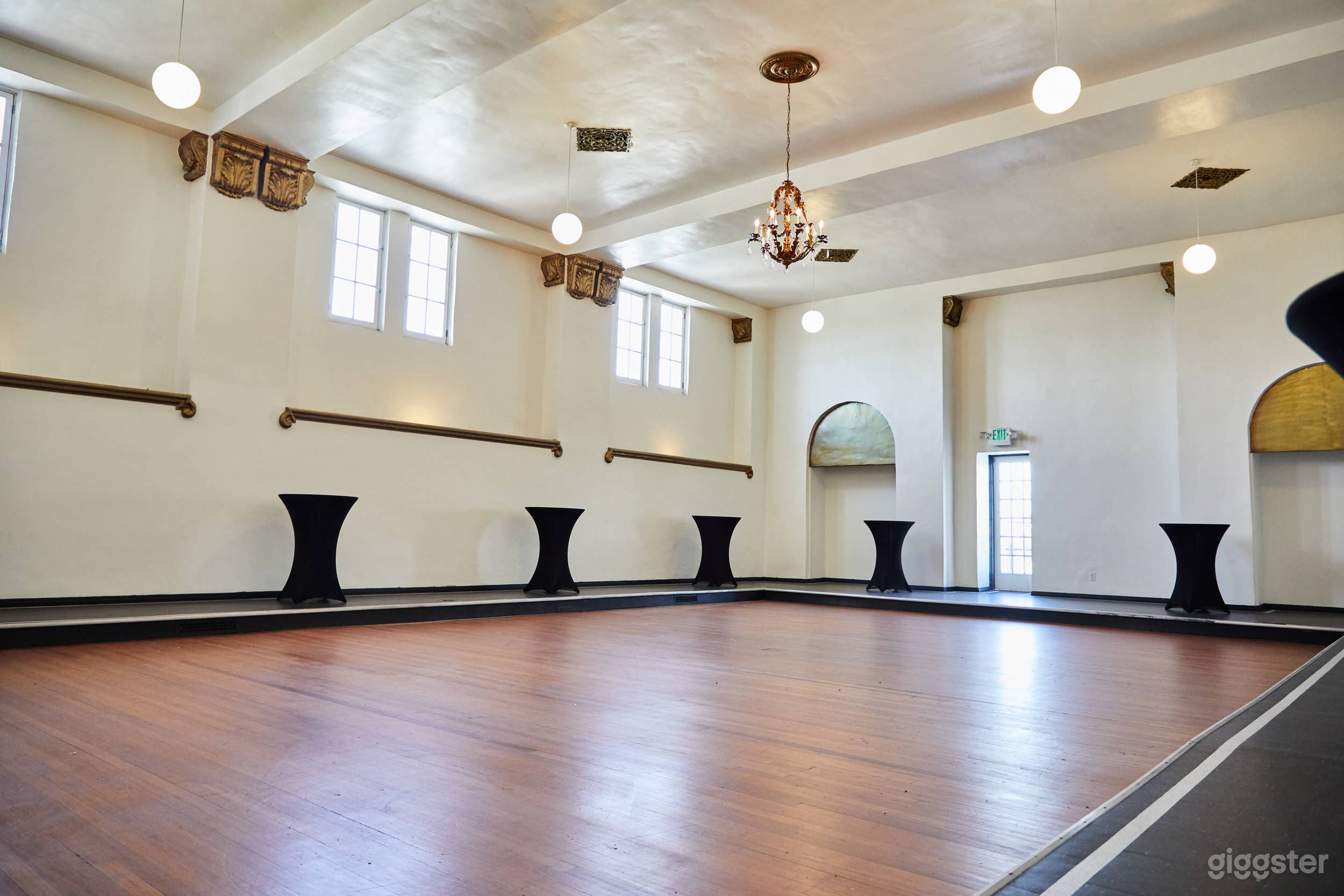 Studio V Event Space in LA Photo 1