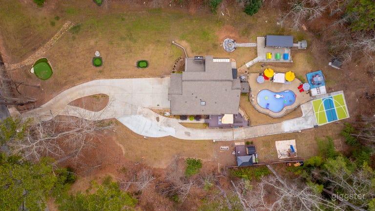  Luxury 2 acres Estate Pool, Sauna, BasketBall/Pickleball,Gym 
