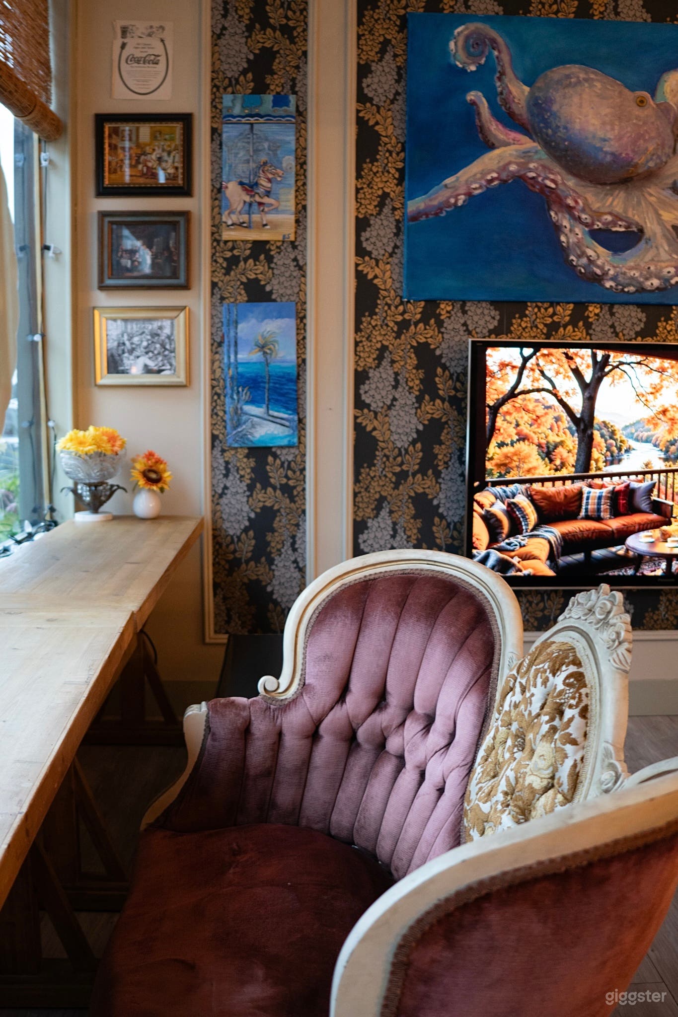 Uptown Charming Antique Café In Boonton, NJ Photo 4