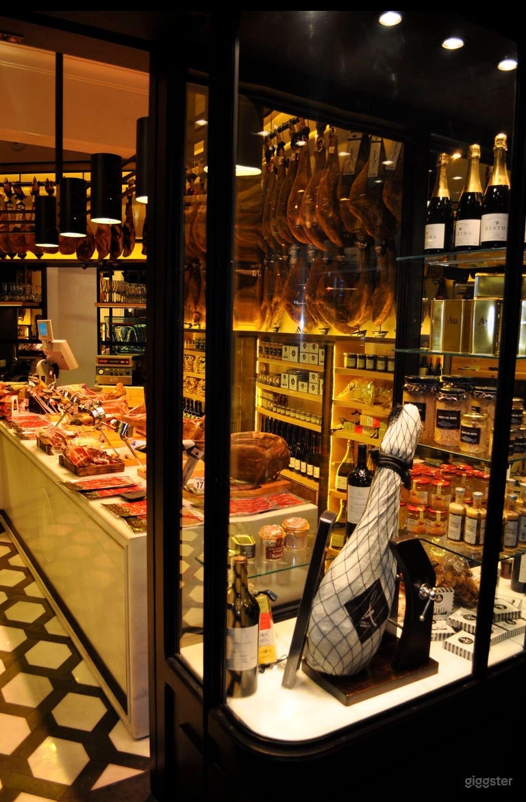  Traditioneller Iberico & Weinladen 