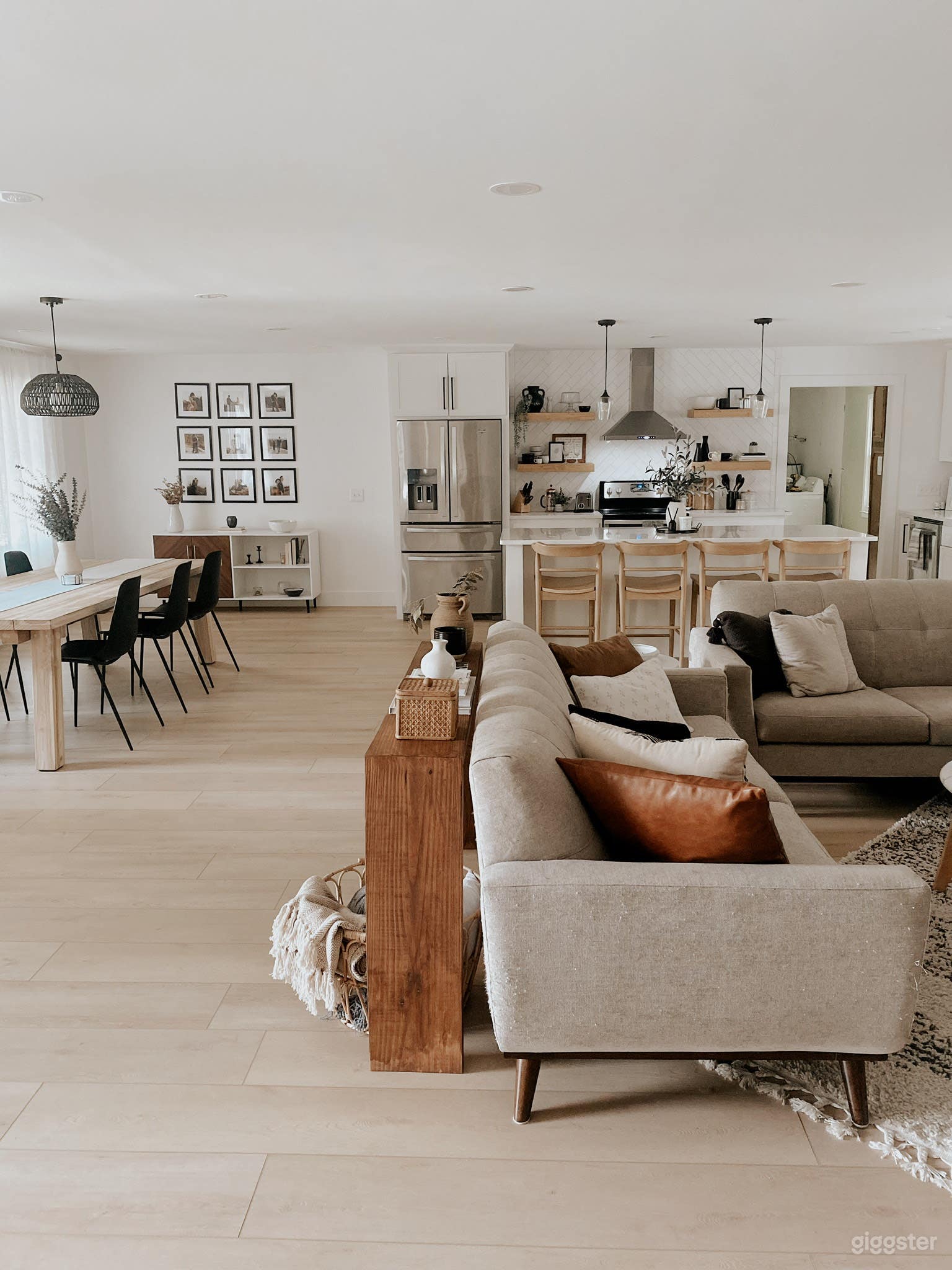 Mid-Century Modern Home with Bohemian Sunroom Photo 2