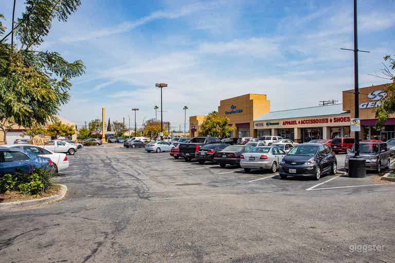  Gran Tienda de Descuentos en Compton 