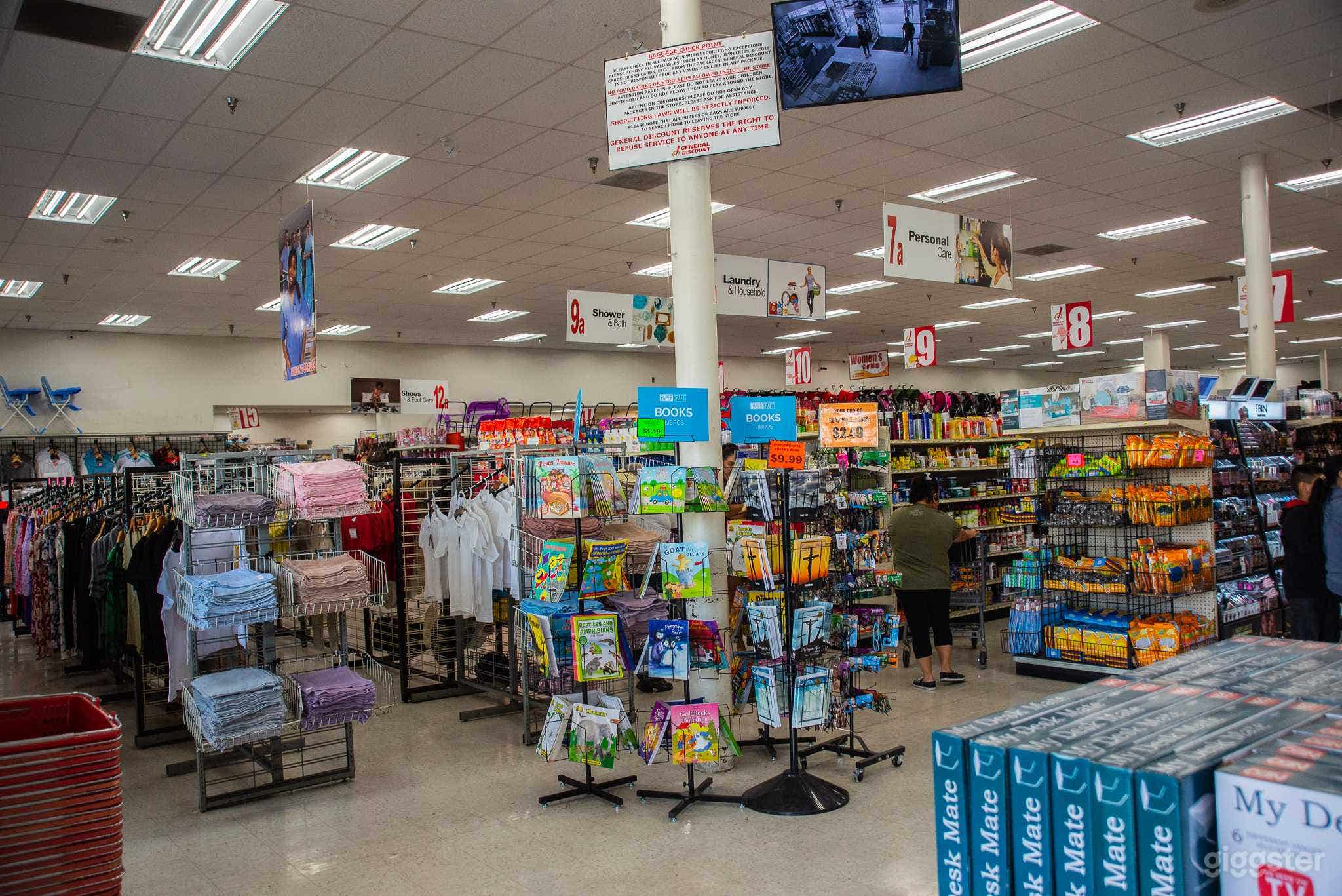 Large Discount Store in Compton Photo 4