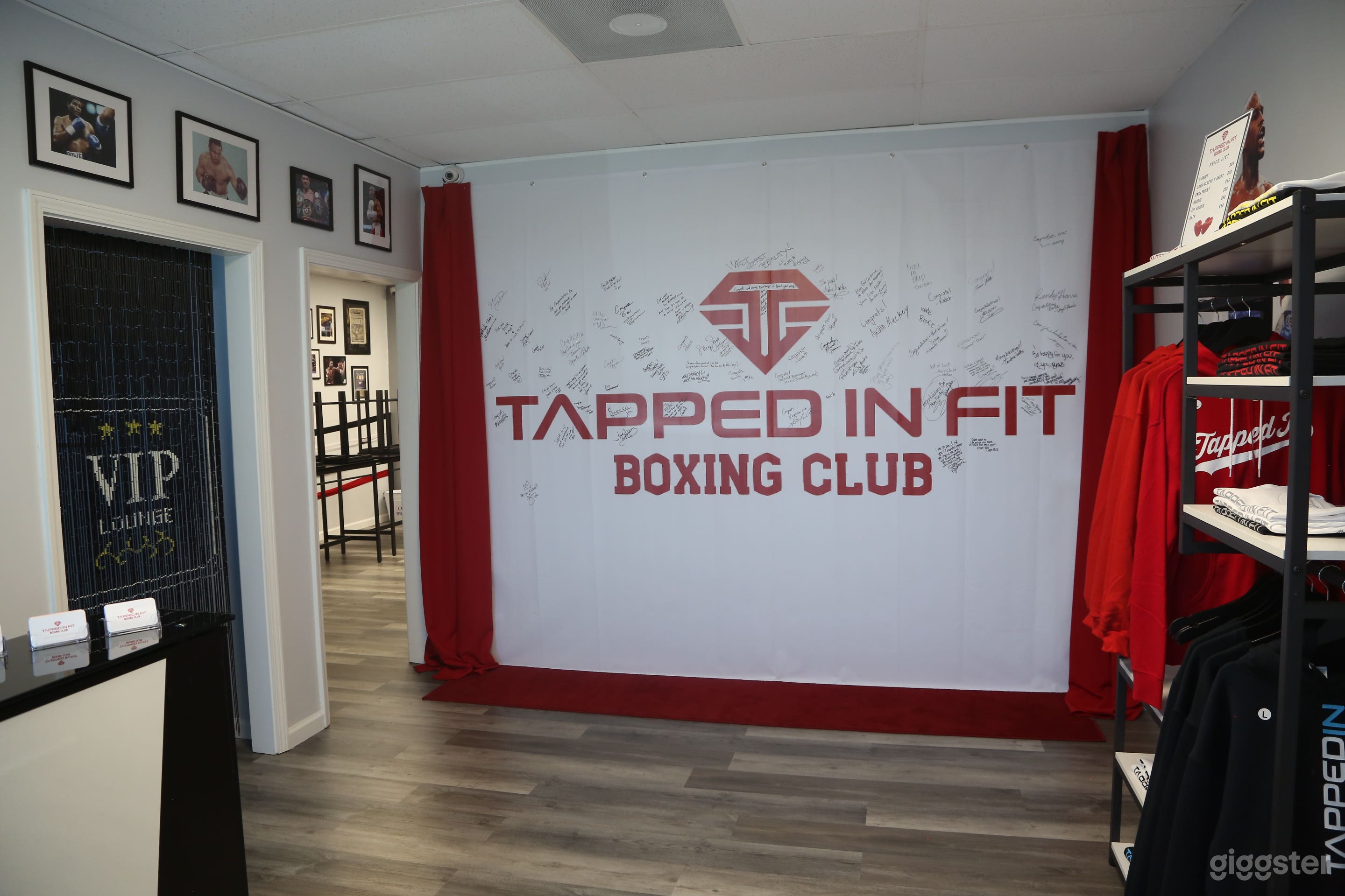 Boxing Club with Gym Photo 3