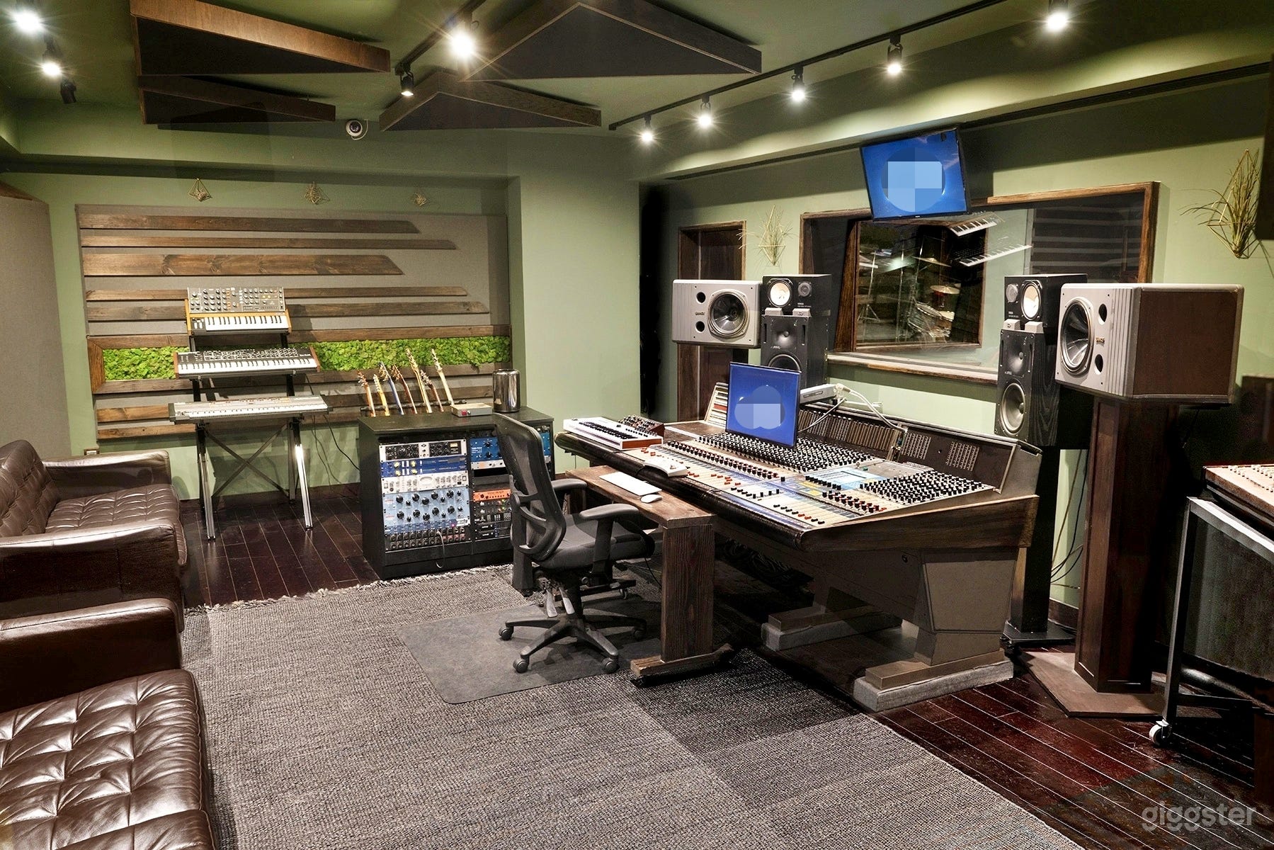 Greenpoint Recording Studio with Beautiful Interior Design Photo 1