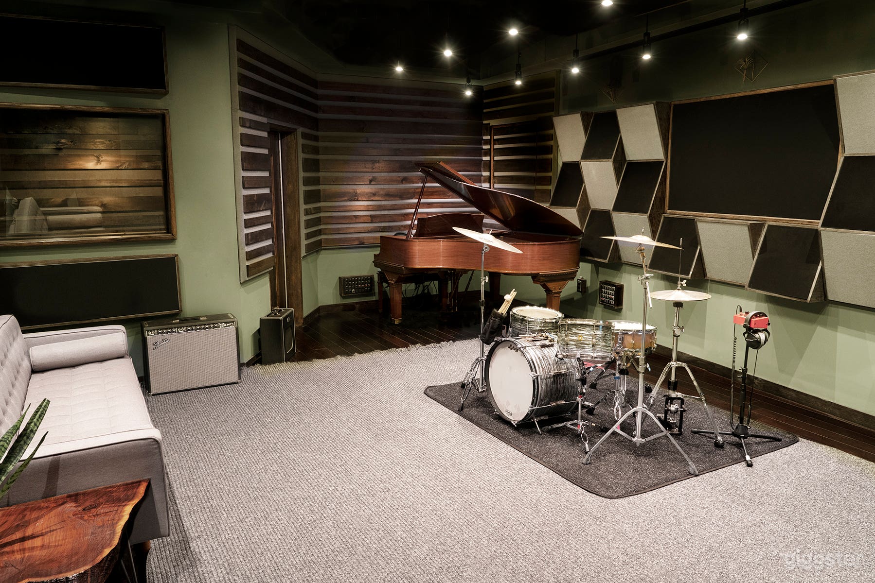 Greenpoint Recording Studio with Beautiful Interior Design Photo 2