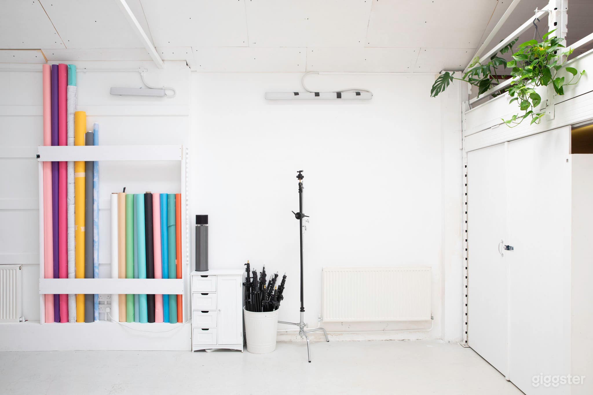 Bright and Airy Photography/Video Studio in Brixton Photo 4