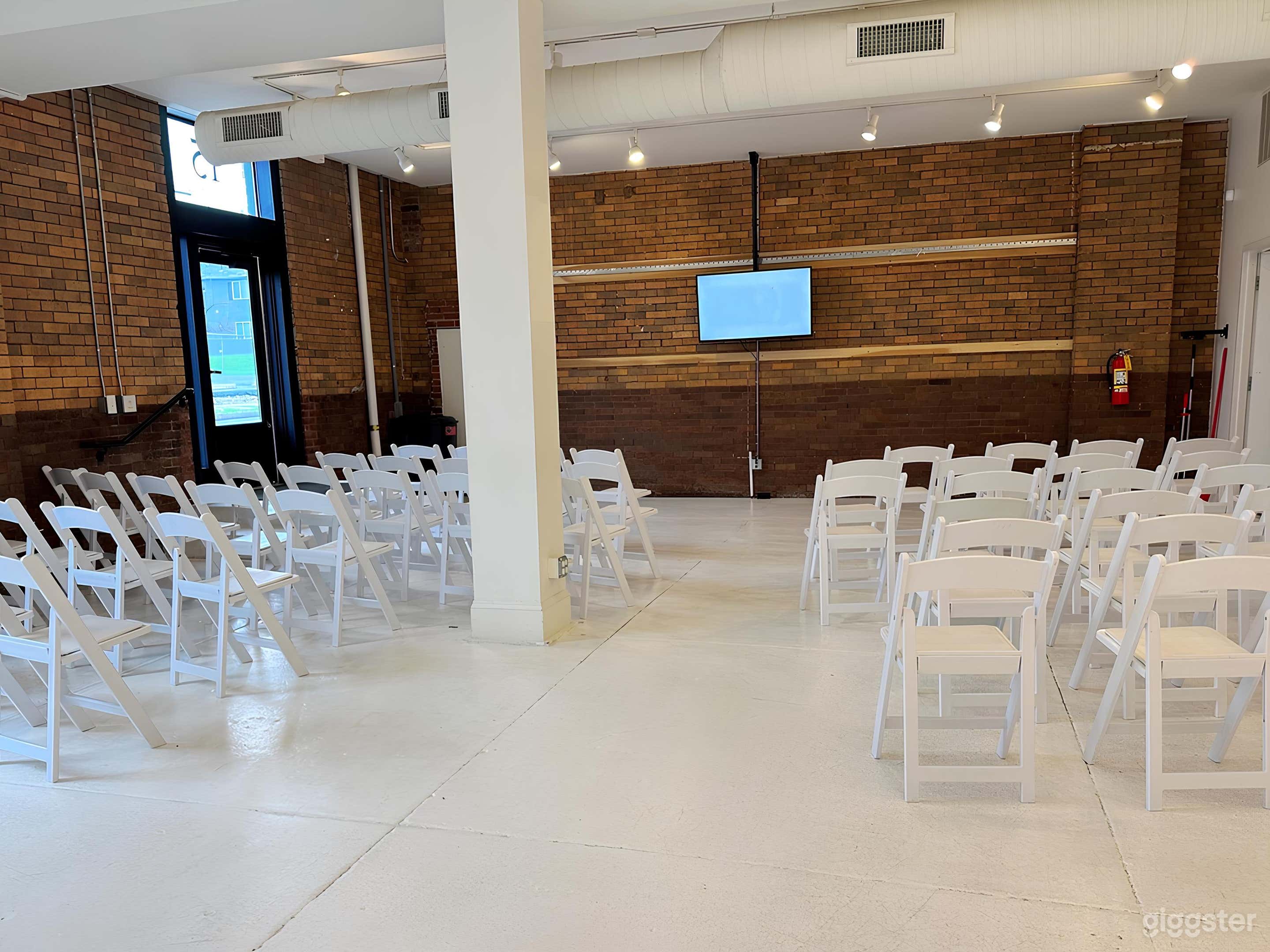 Downtown Elegant Event Studio Photo 2