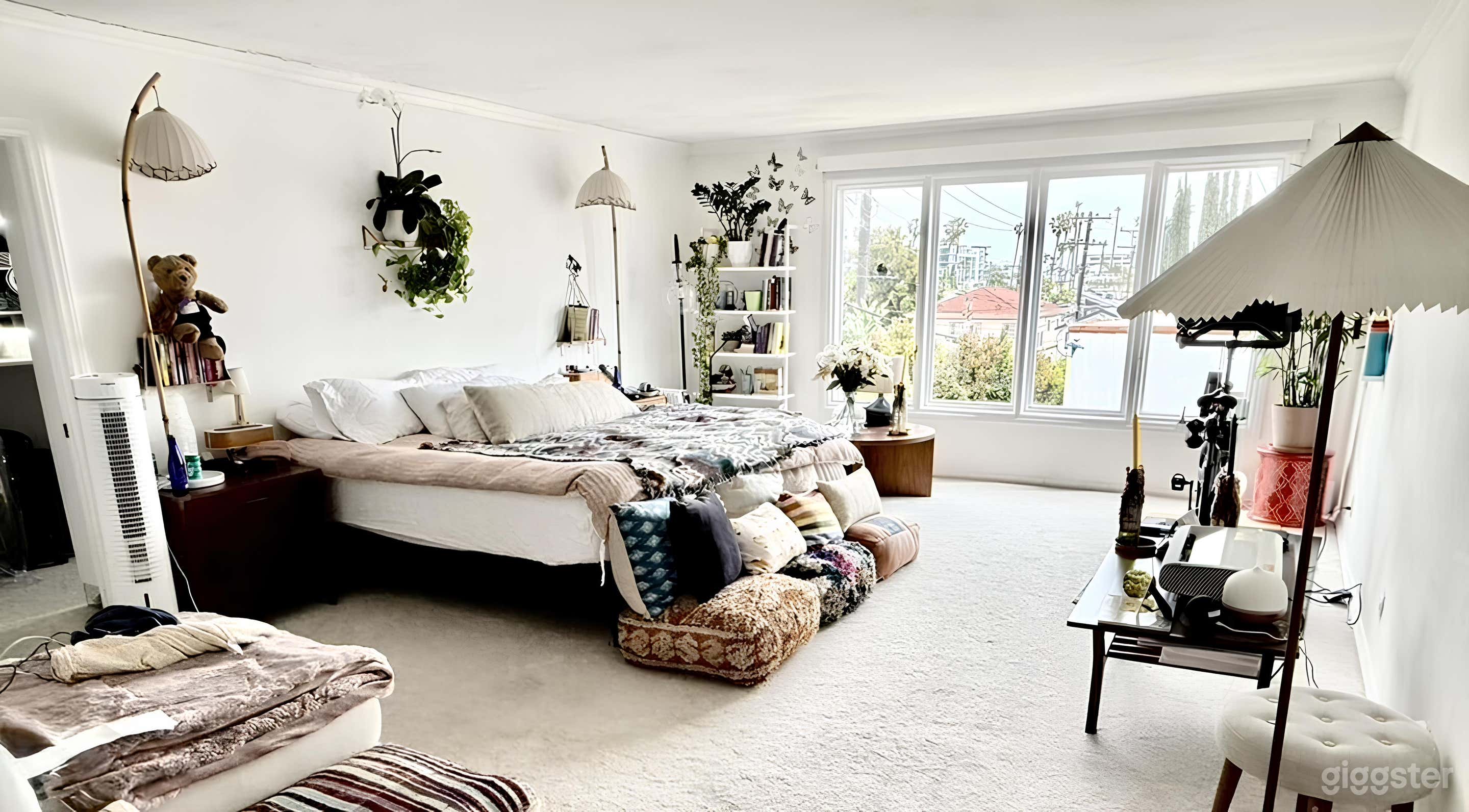 The Creative Hub in Beverly Hills Photo 1