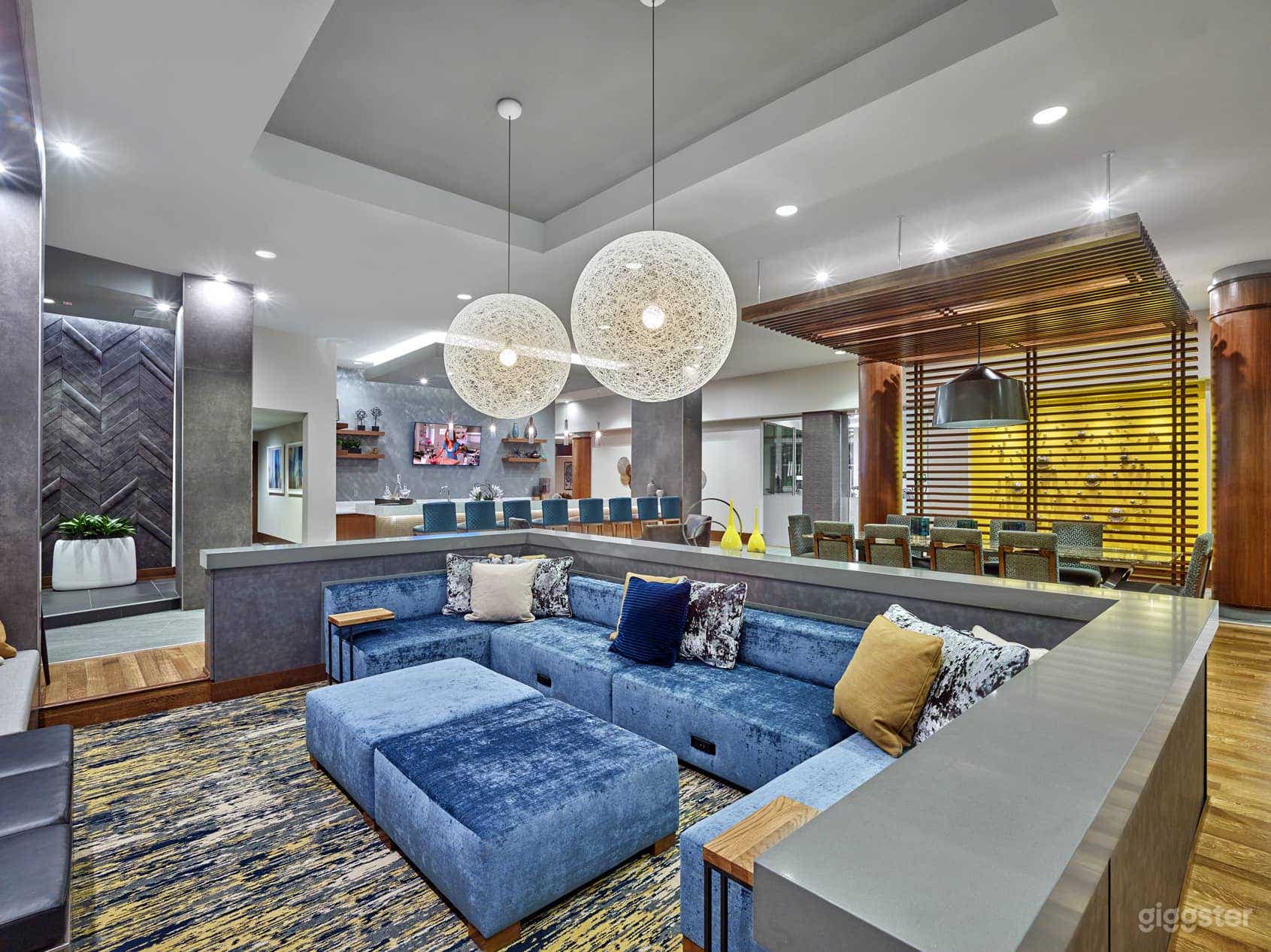 Sophisticated, Grand Lounge in King of Prussia Photo 2