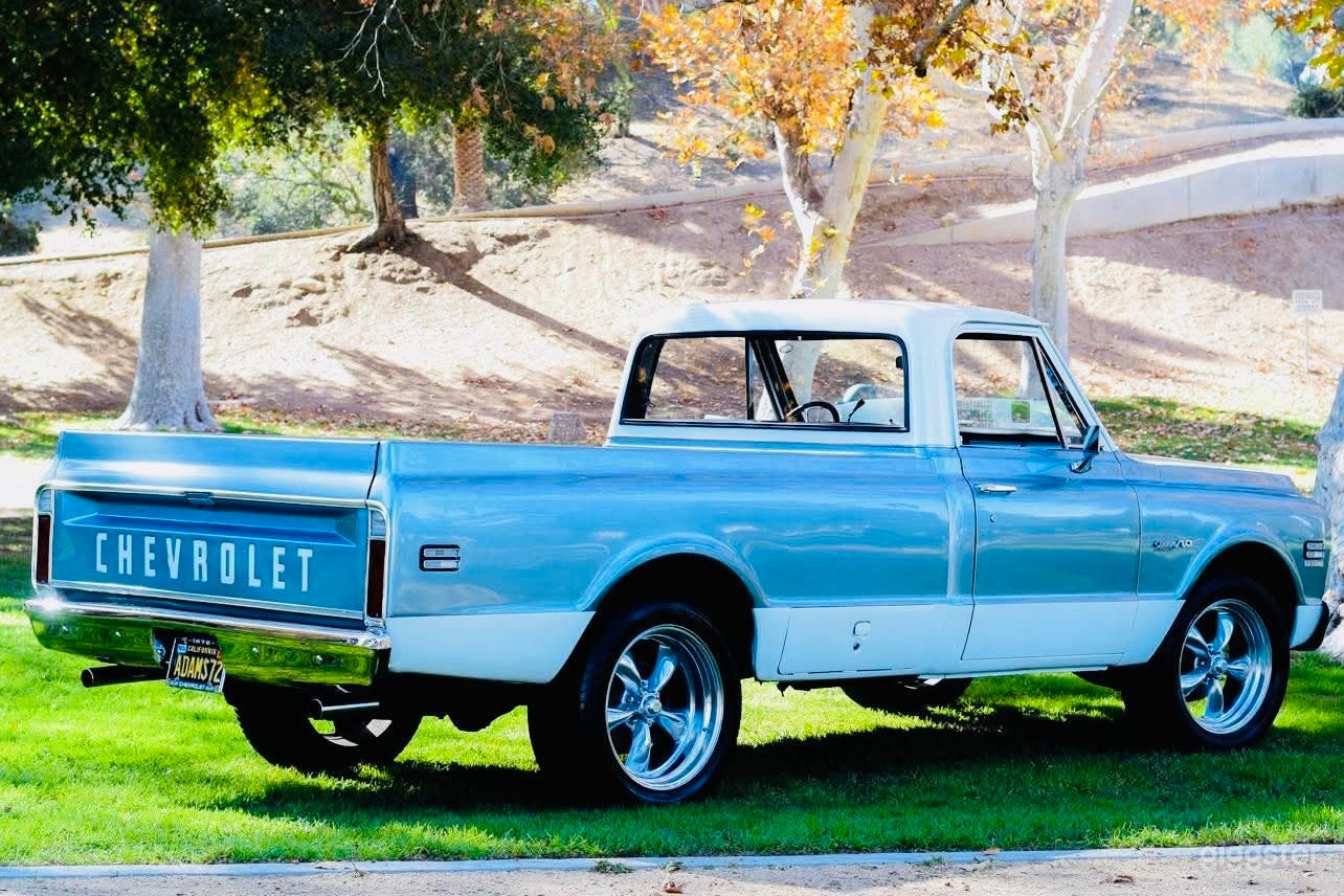 Classic 1972 Blue Chevrolet Photo 4