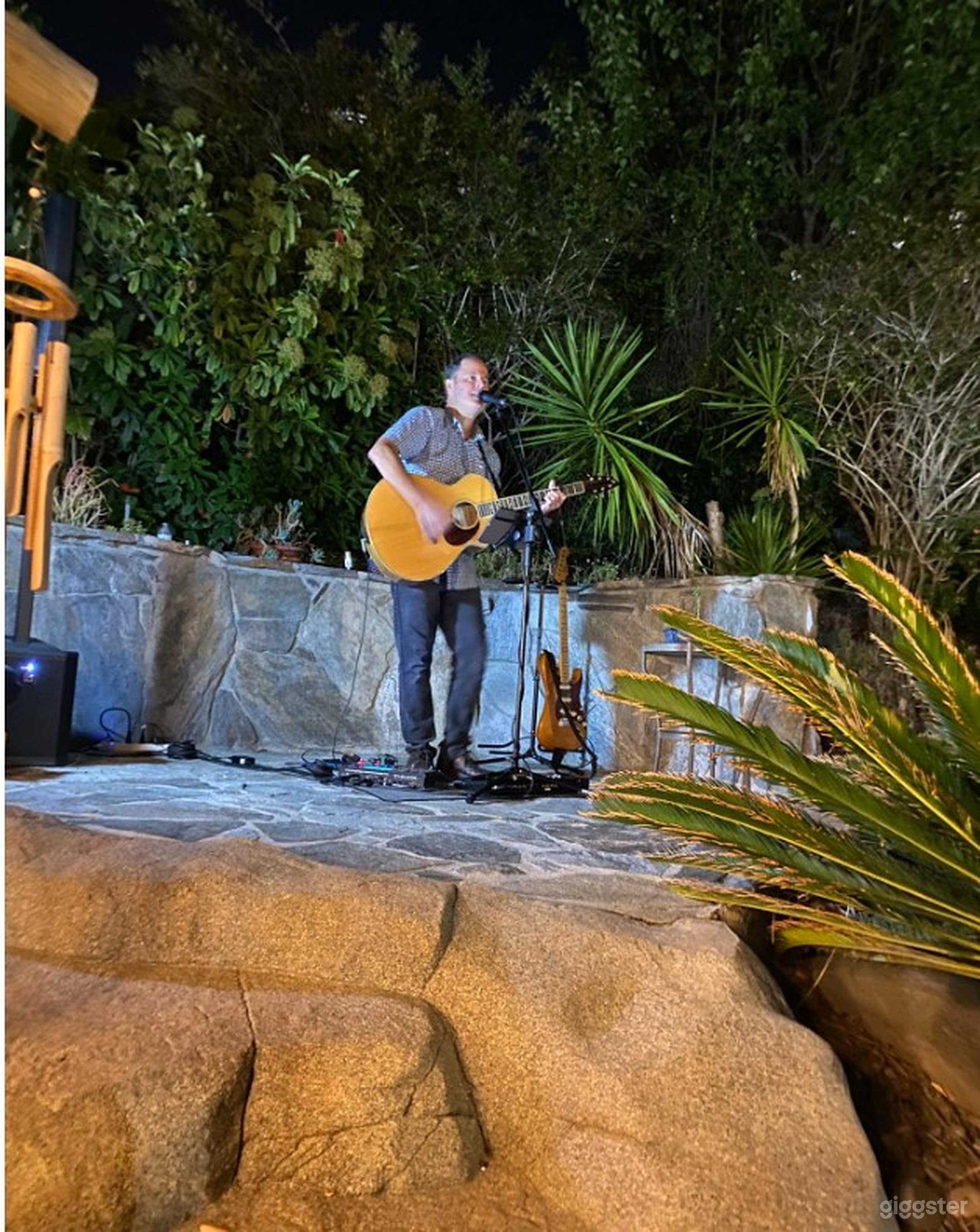 Exquisite Pool Oasis Photo 3