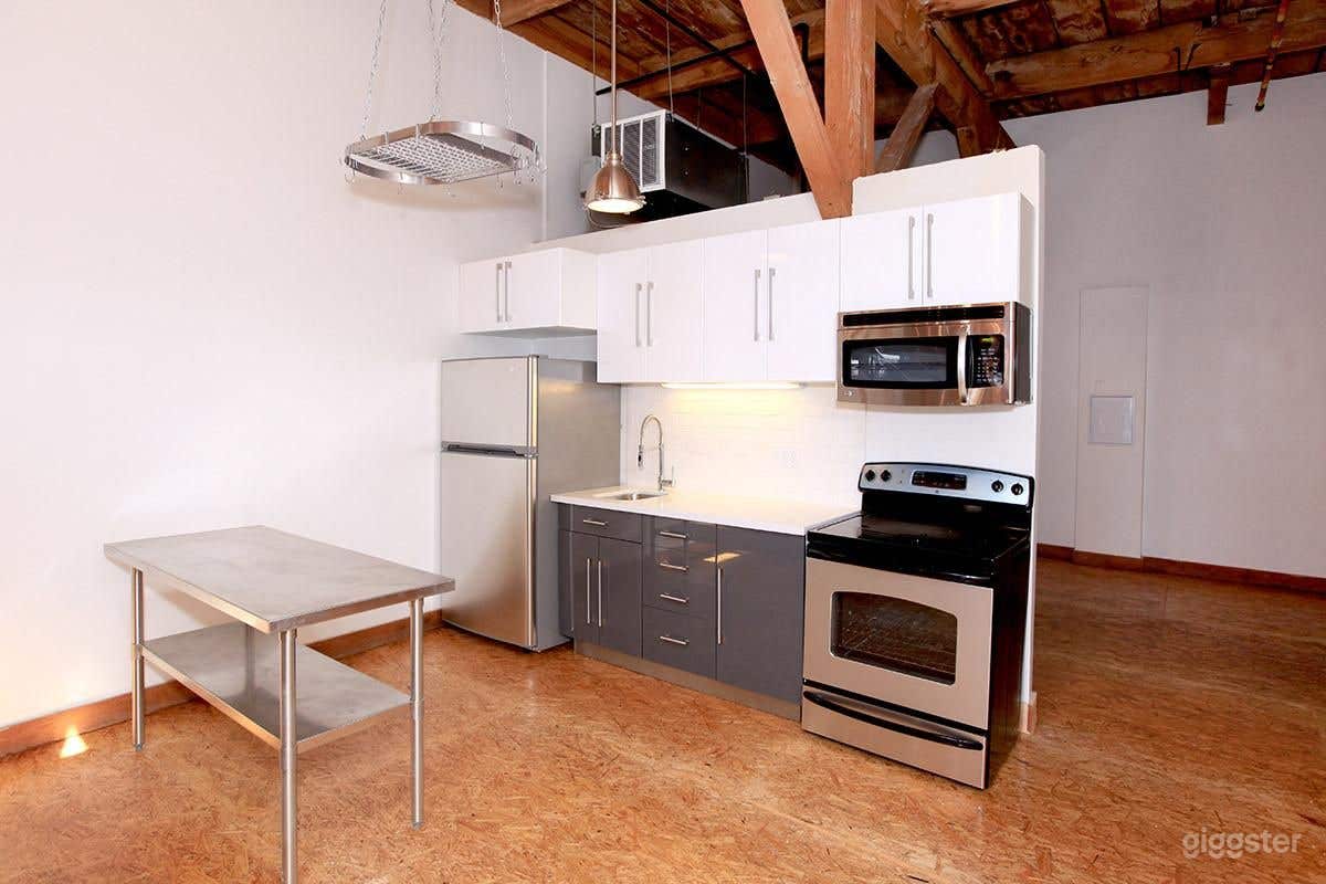 1228 SQT Loft 304 Photo 3