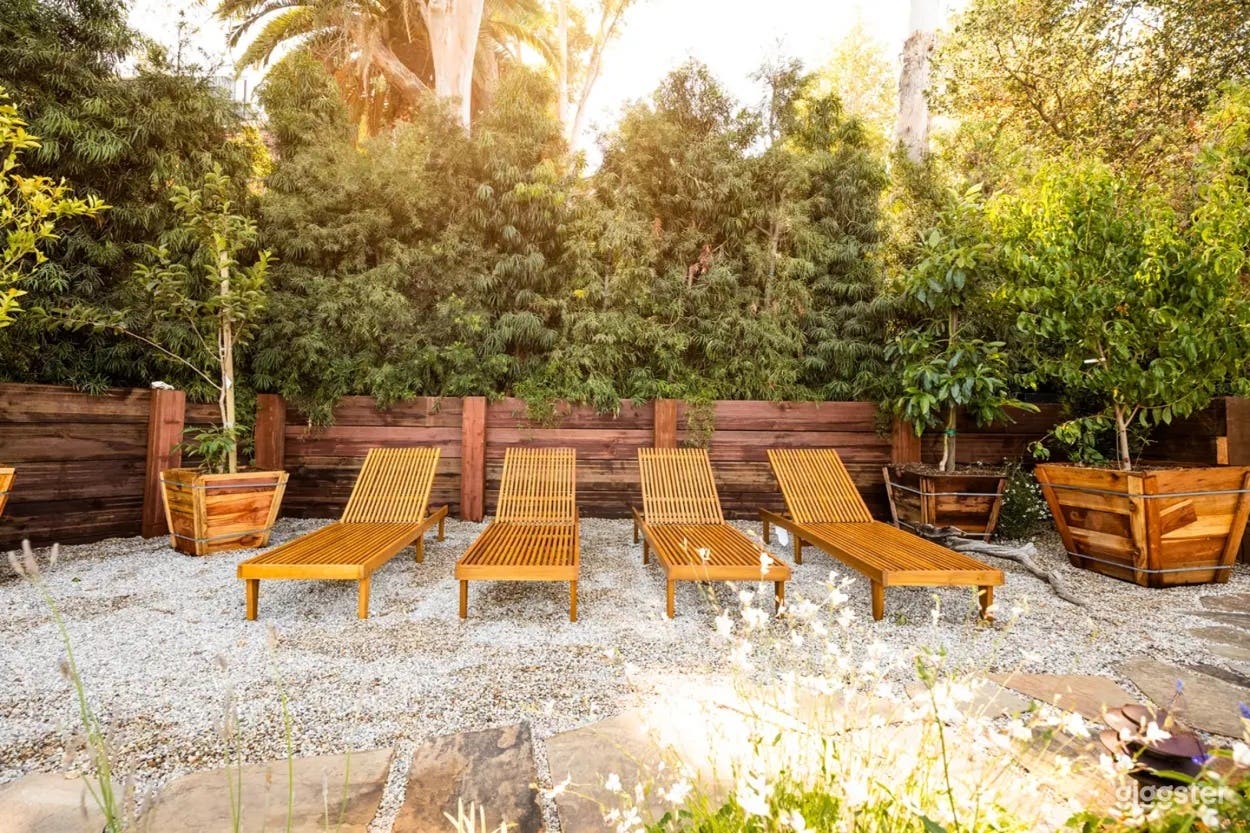 Topanga Canyon Garden Backyard Photo 3