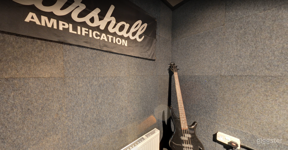 Music Room 8 in Birmingham Photo 3