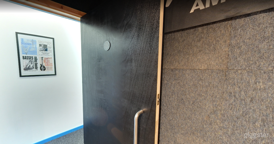 Music Room 8 in Birmingham Photo 2