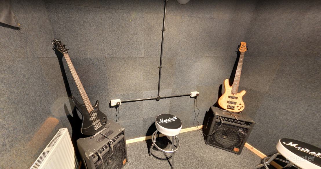 Music Room 8 in Birmingham Photo 4