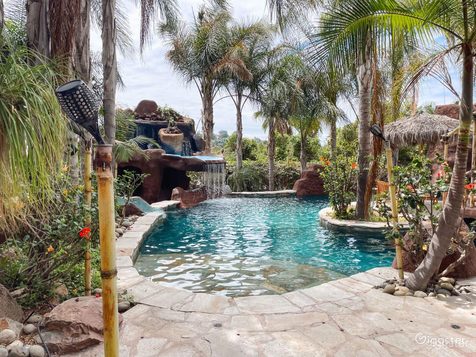 Paradise Lagoon: Resort-Style Pool in San Diego Photo 1