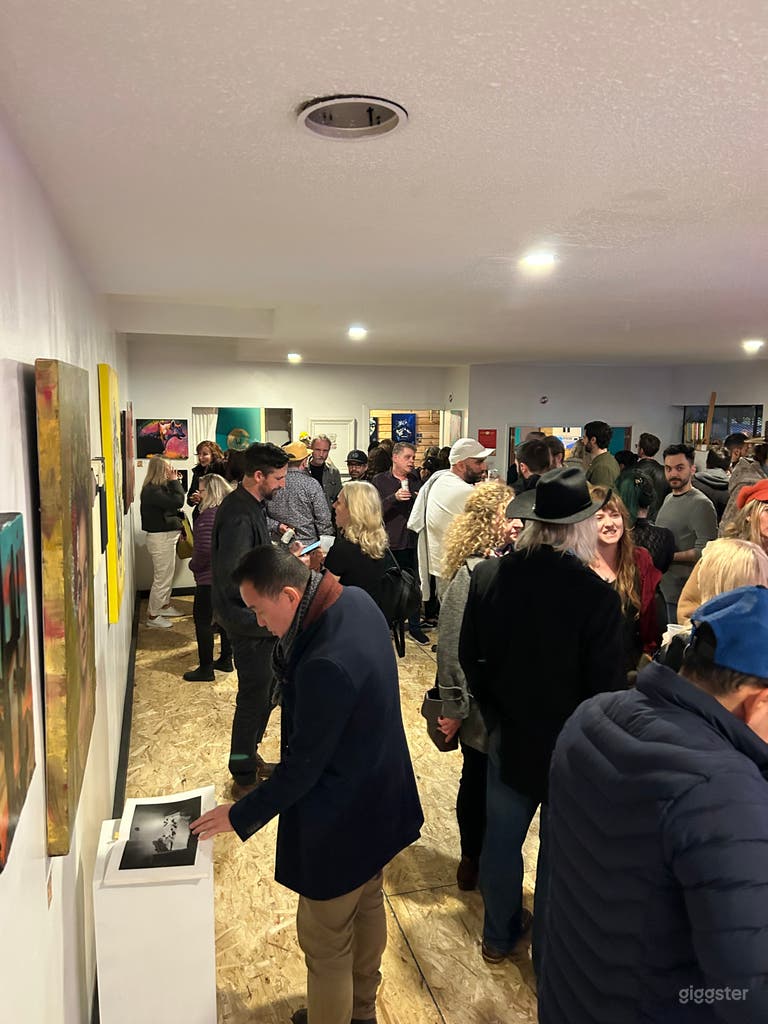  The Well Studios At City Center Motor Hotel 