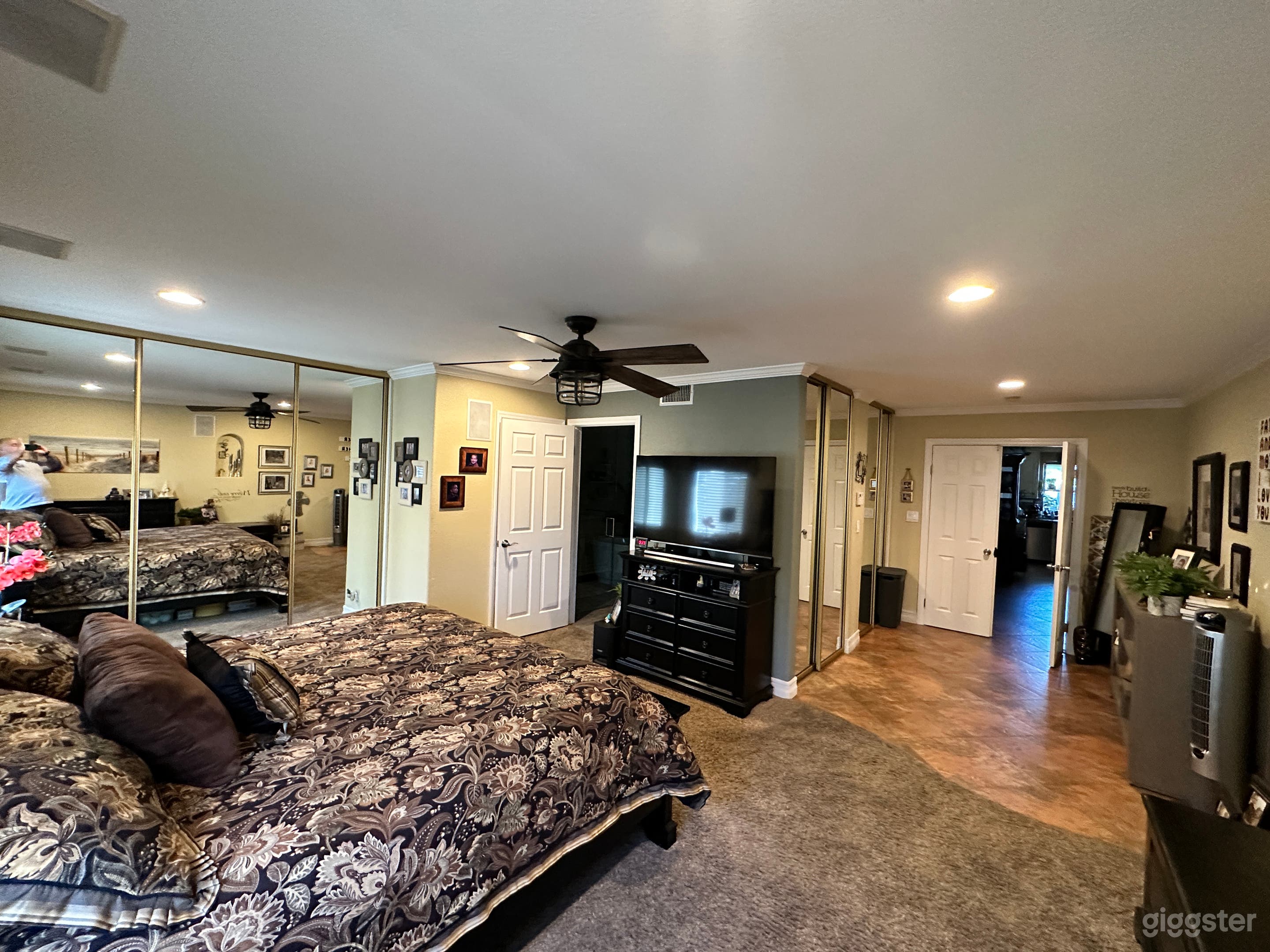 1961 Home Fully Remodeled in Simi Valley Photo 3