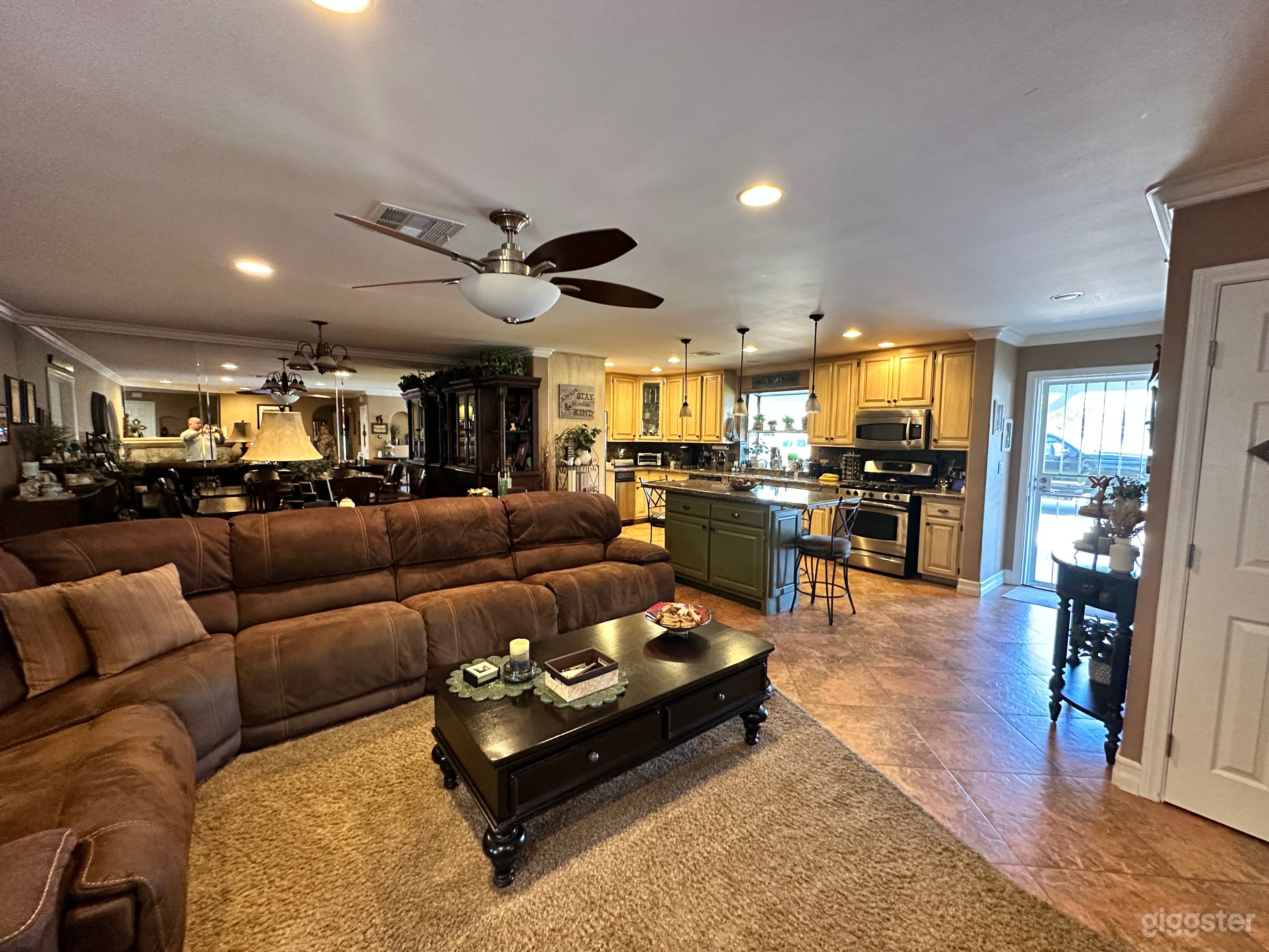 1961 Home Fully Remodeled in Simi Valley Photo 1