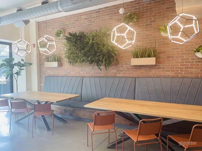  Chic, Cozy Cafe in a Boutique Hotel 