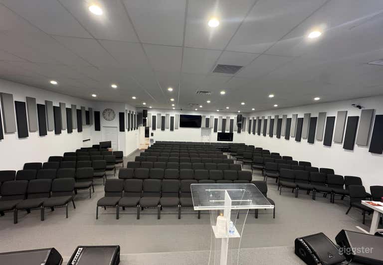  Bright and Functioning Auditorium  