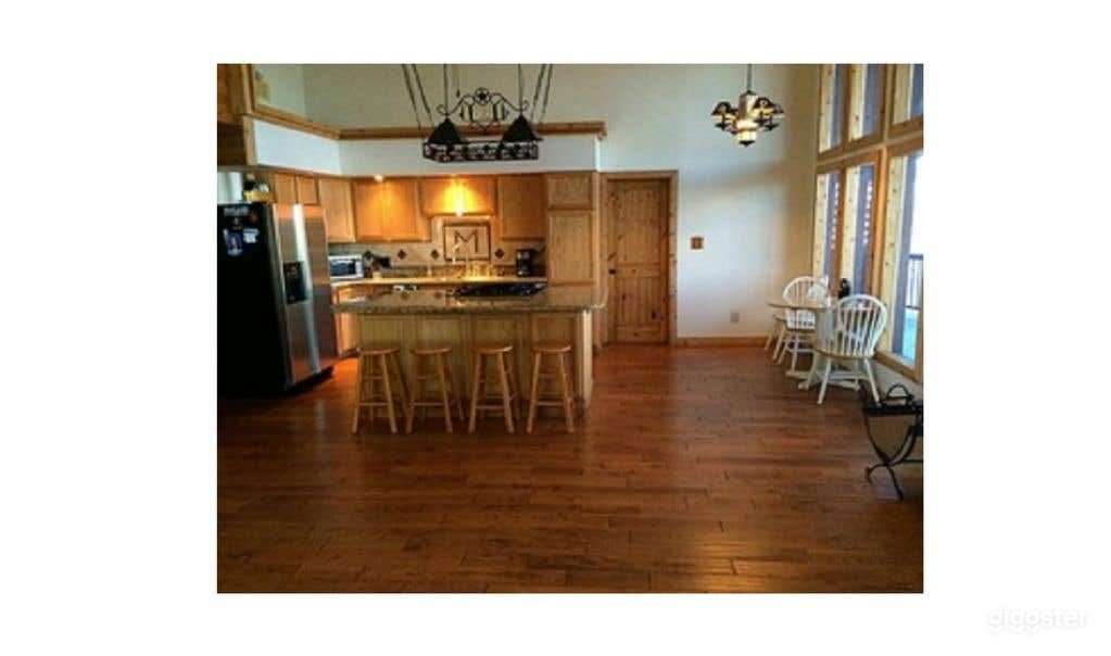 Martinez Place Photo 2