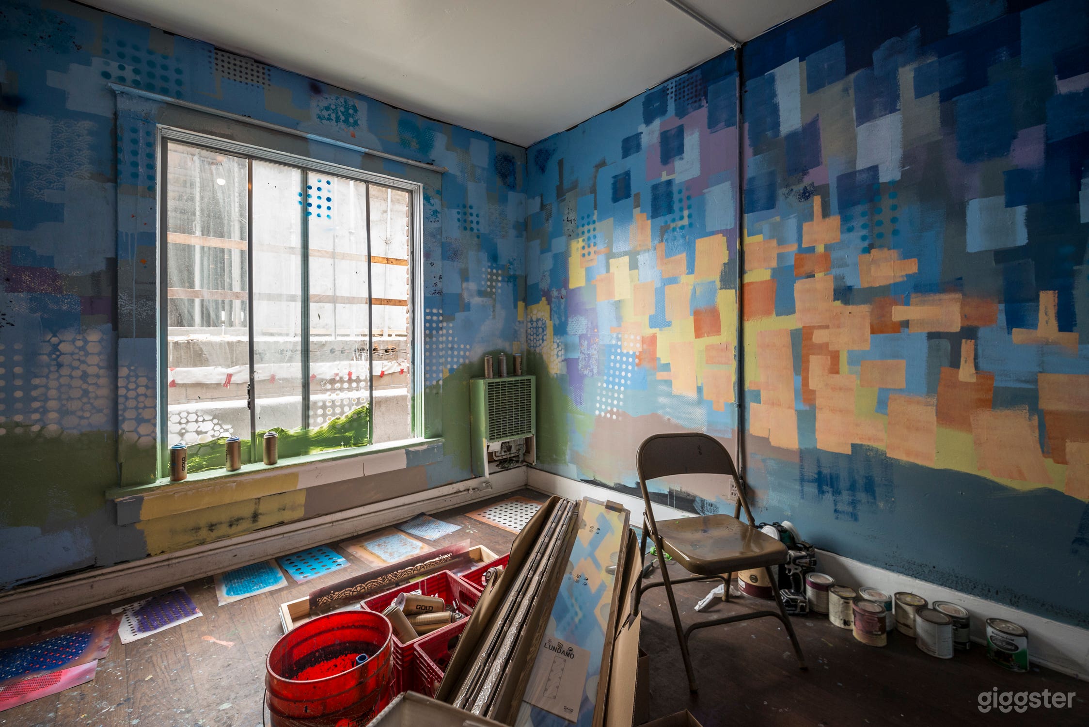 Massive Abandoned Motel w/ 42 Customizable Rooms Photo 4