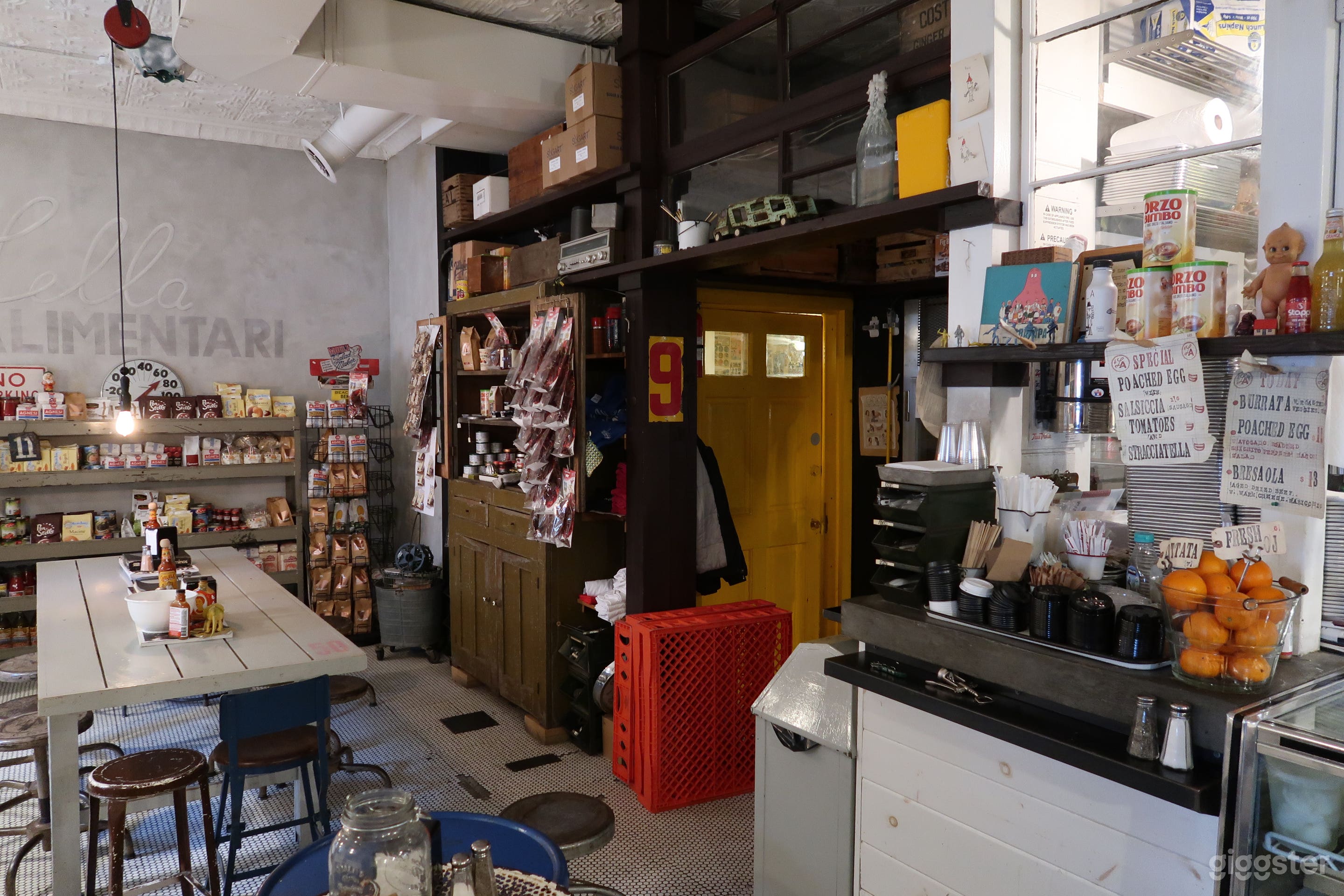 Cafe/Popup/Cozy Space by Shapira Photo 2