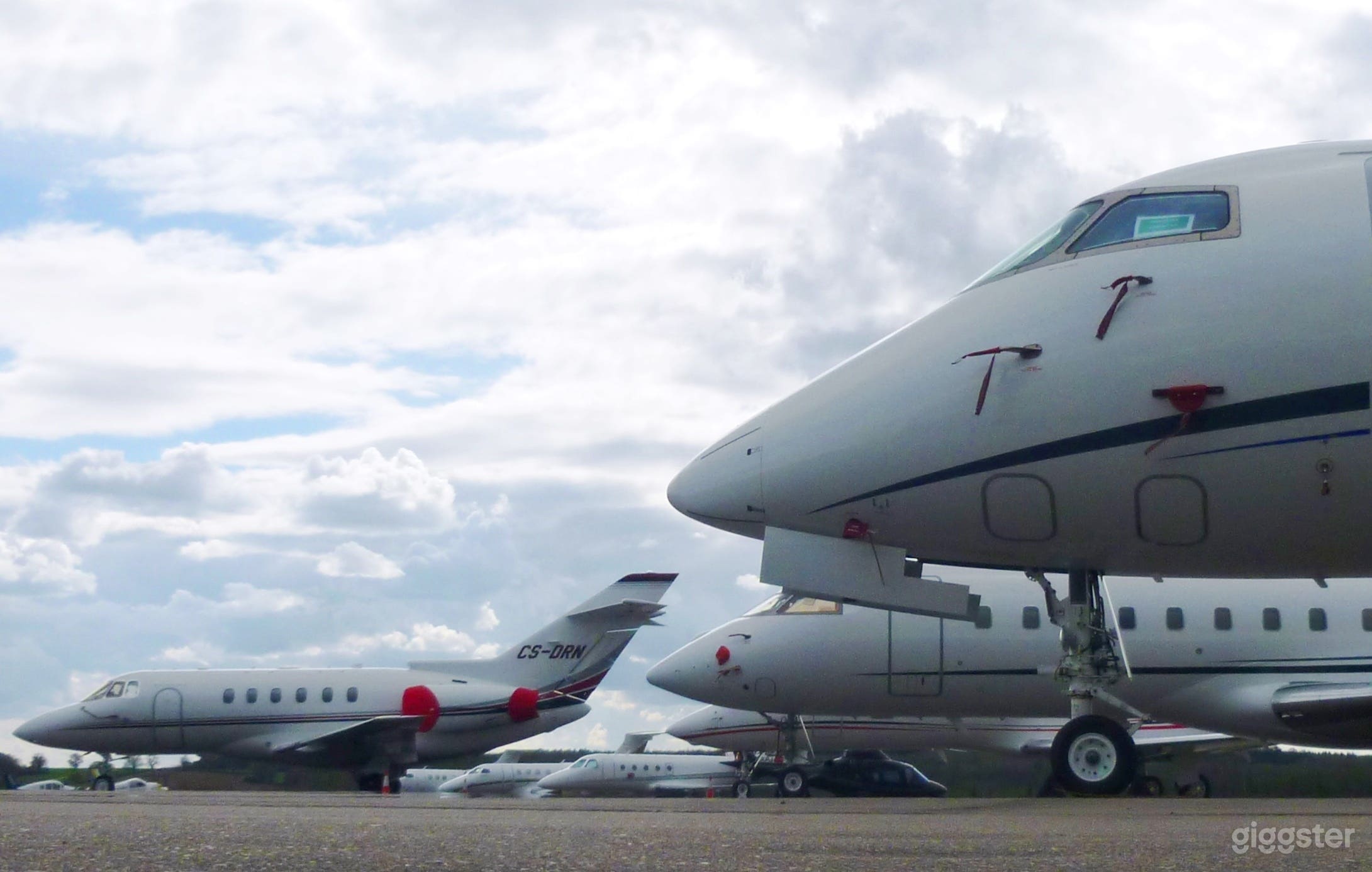 Private Hangar and Airport Space Photo 1