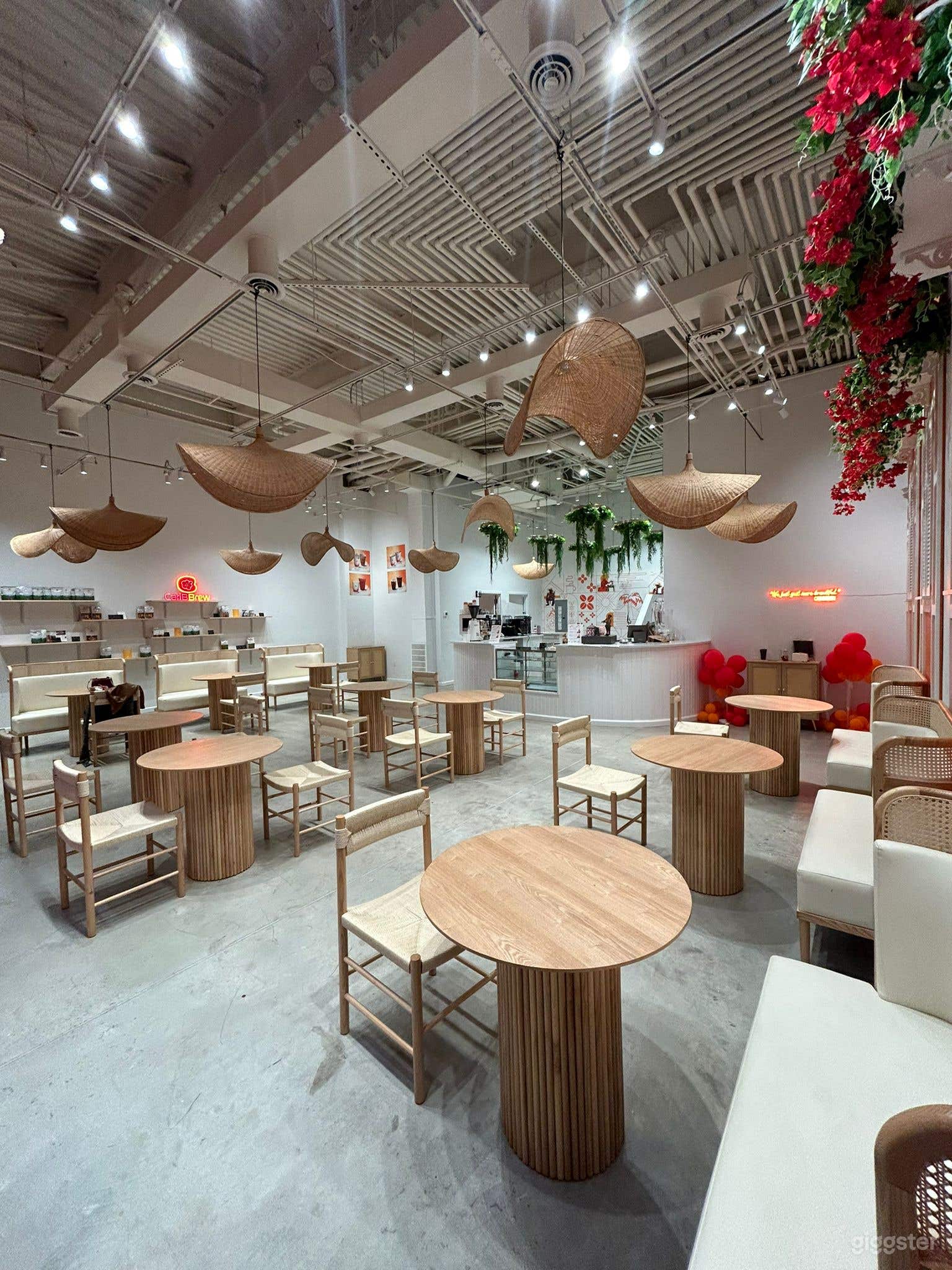 Caribbean-inspired Cafe Space in Newark  Photo 1