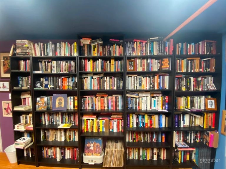  Cozy Afrobohemian Bookstore & Gallery 