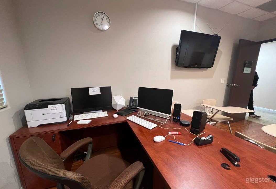 Community Center Small Training Room Photo 4