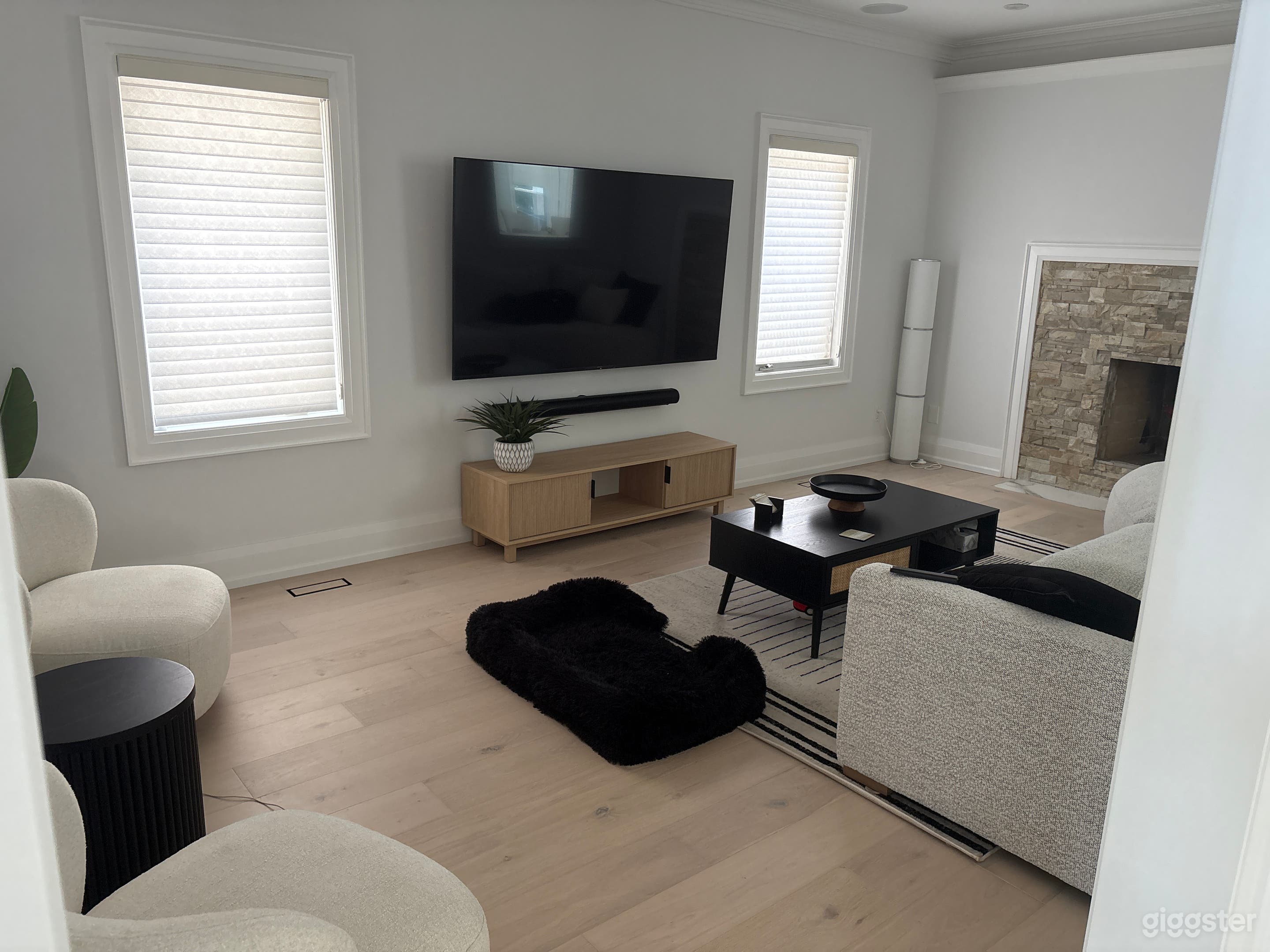 Modern Home with Backyard Oasis Photo 3