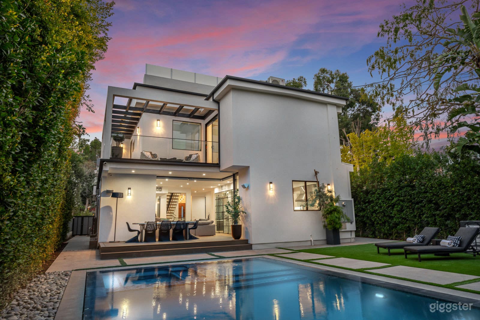 Oak Hills Estate w/ Stunning Interior Design Photo 1