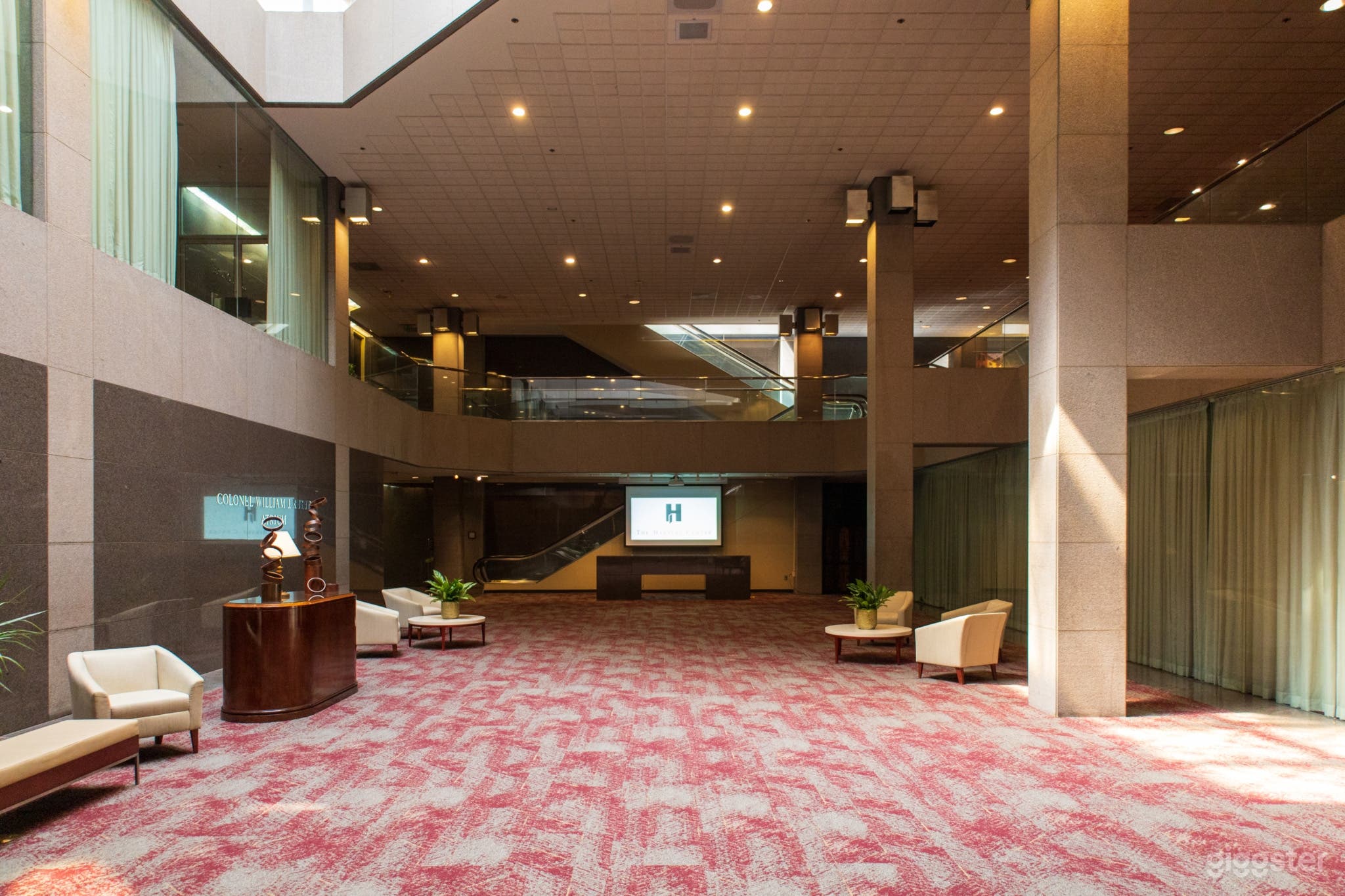 Sky-lit Venue Photo 3