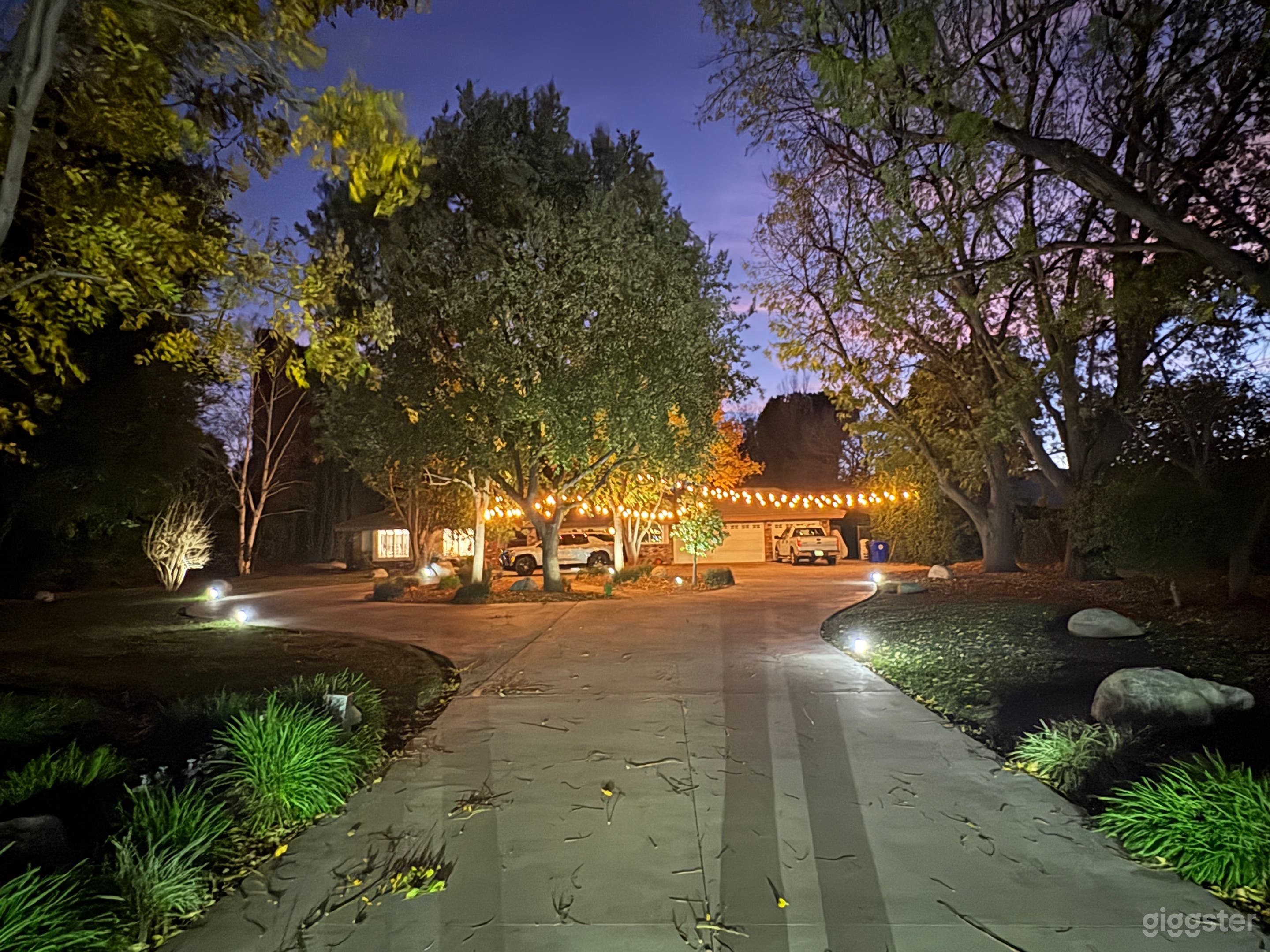 Beautiful 1 acre property in Placerita Canyon Photo 2