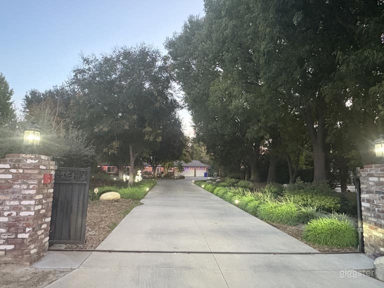  Beautiful 1 acre property in Placerita Canyon 