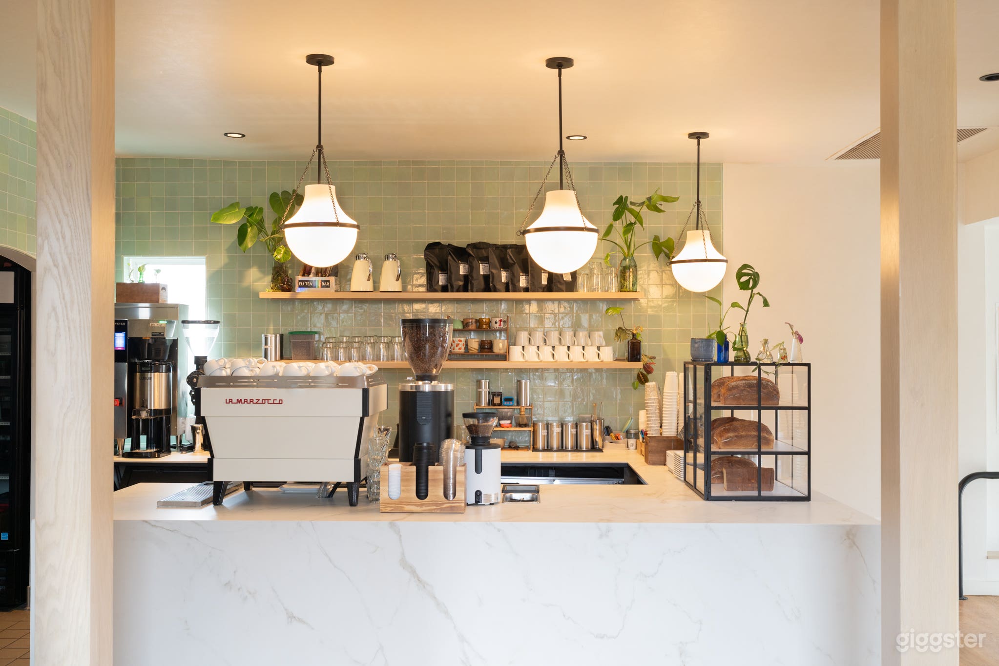 Charming Farmhouse Cafe in Restored Victorian Home Photo 4