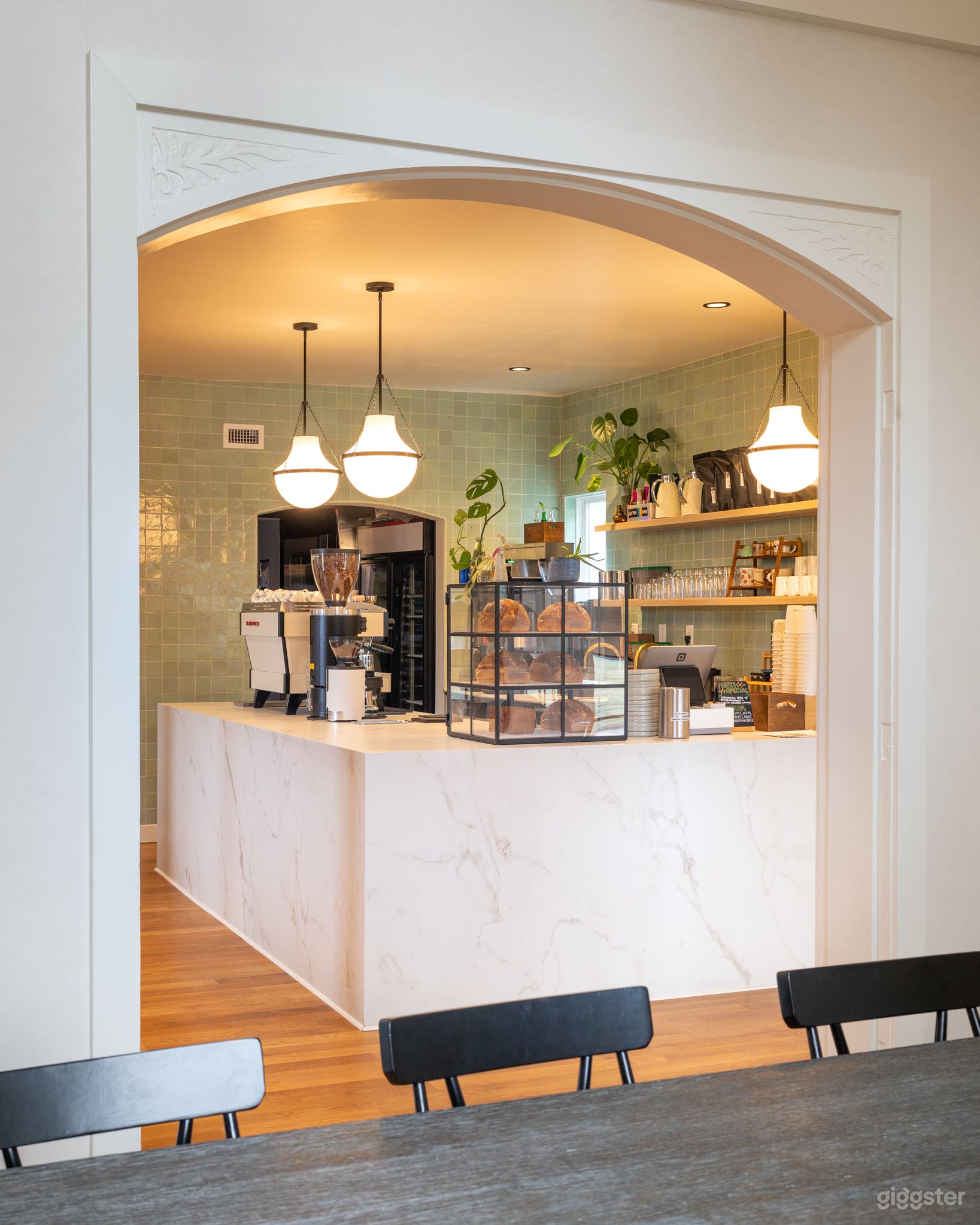 Charming Farmhouse Cafe in Restored Victorian Home Photo 1