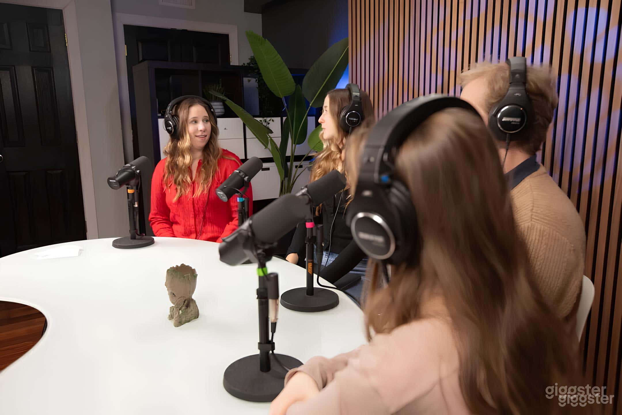 Center City Podcast Studio - EDITING INCLUDED Photo 4