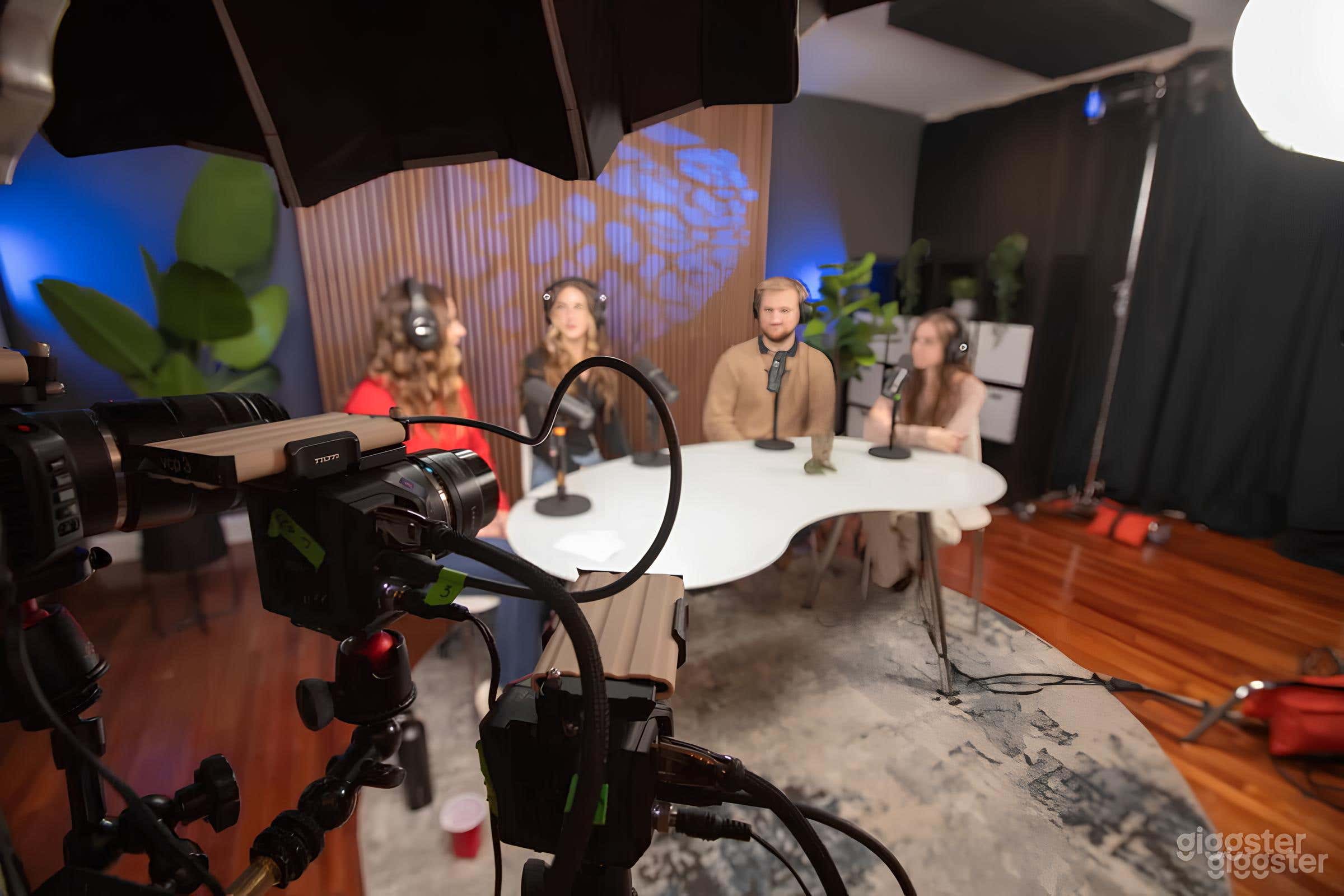 Center City Podcast Studio - EDITING INCLUDED Photo 2