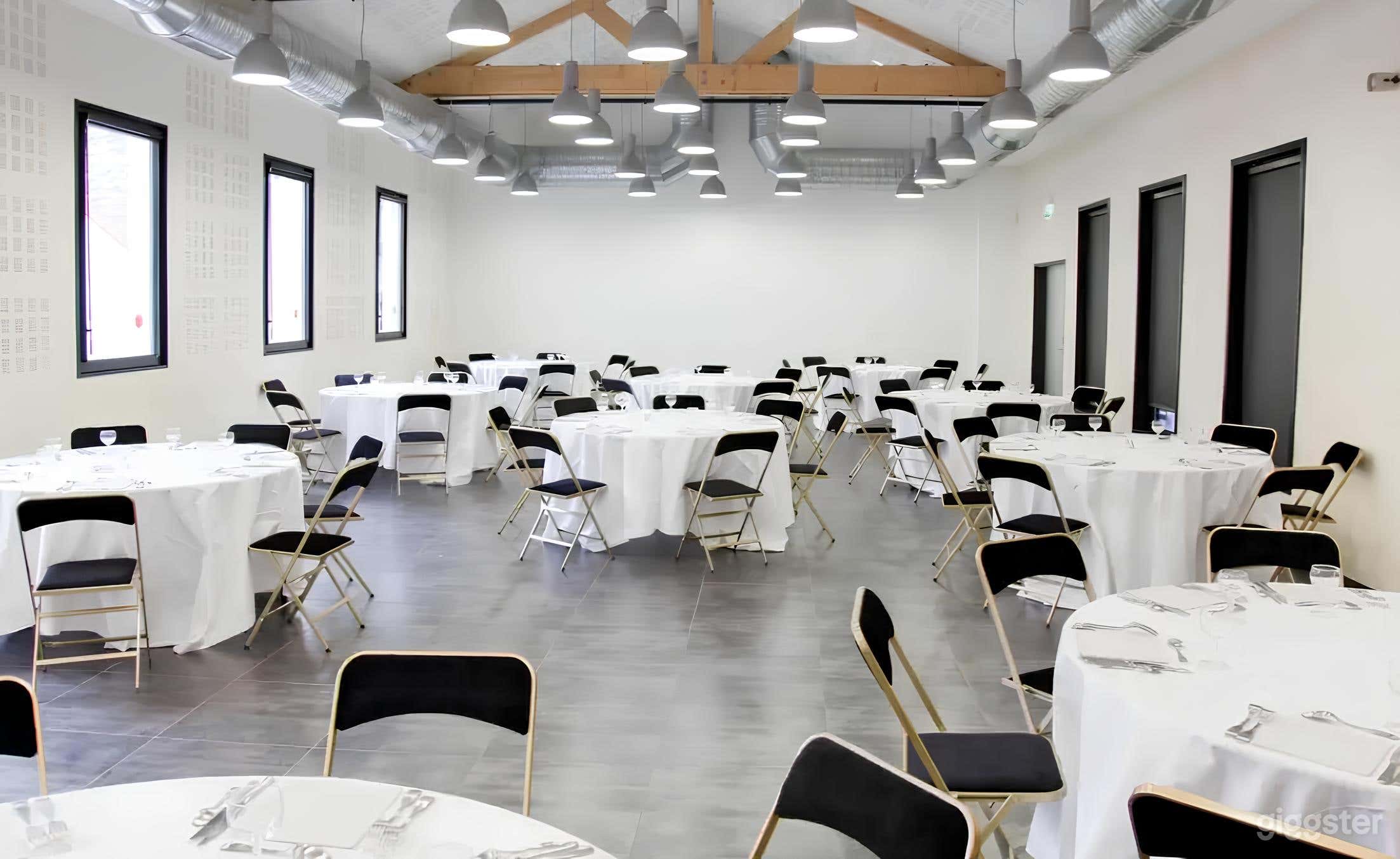 Bright and Spacious Loft in Paris Photo 3